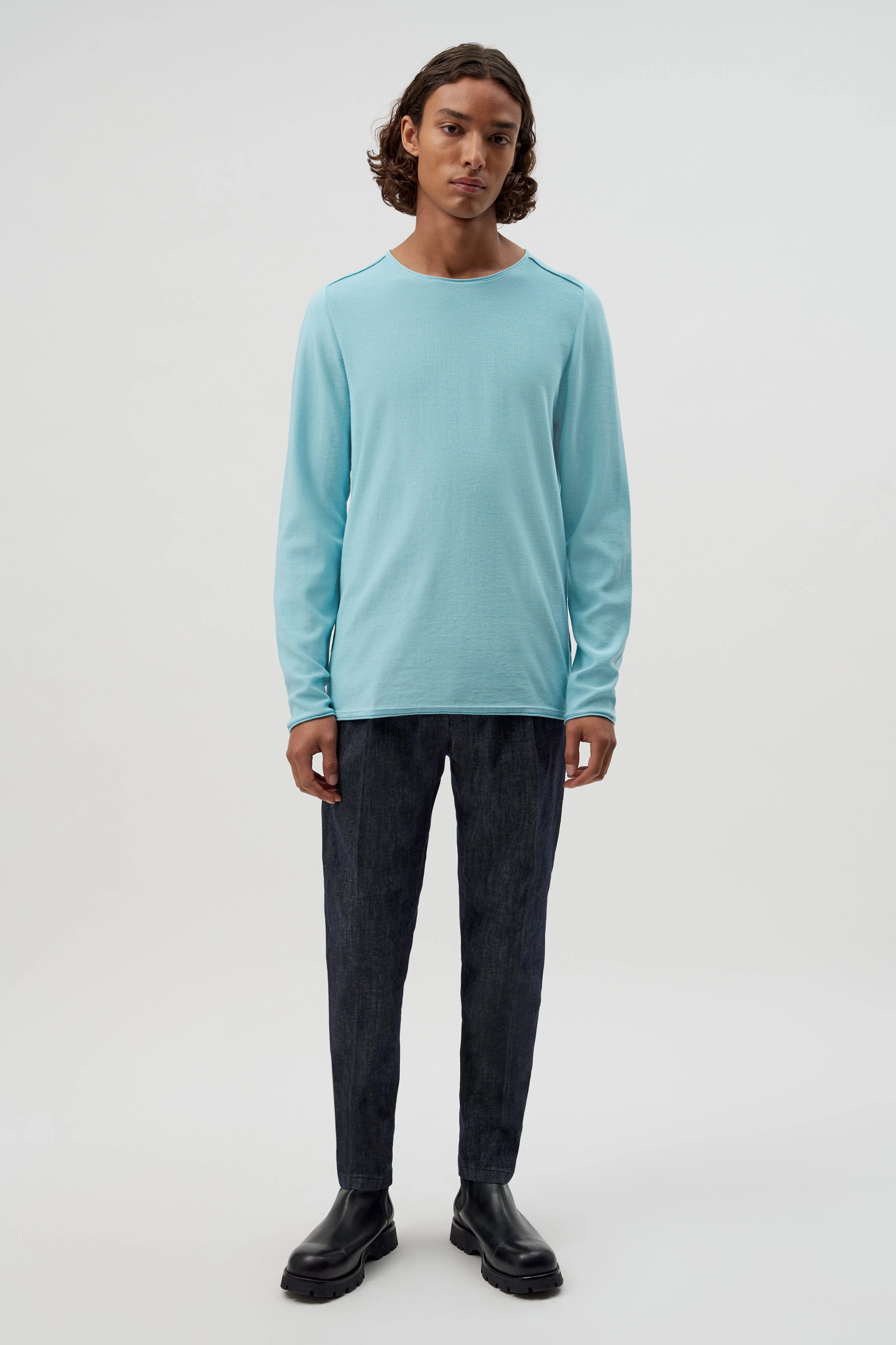 RIK - Sweater with rolled edges in pure cotton - men - blue - Ganzkörper-Frontansicht