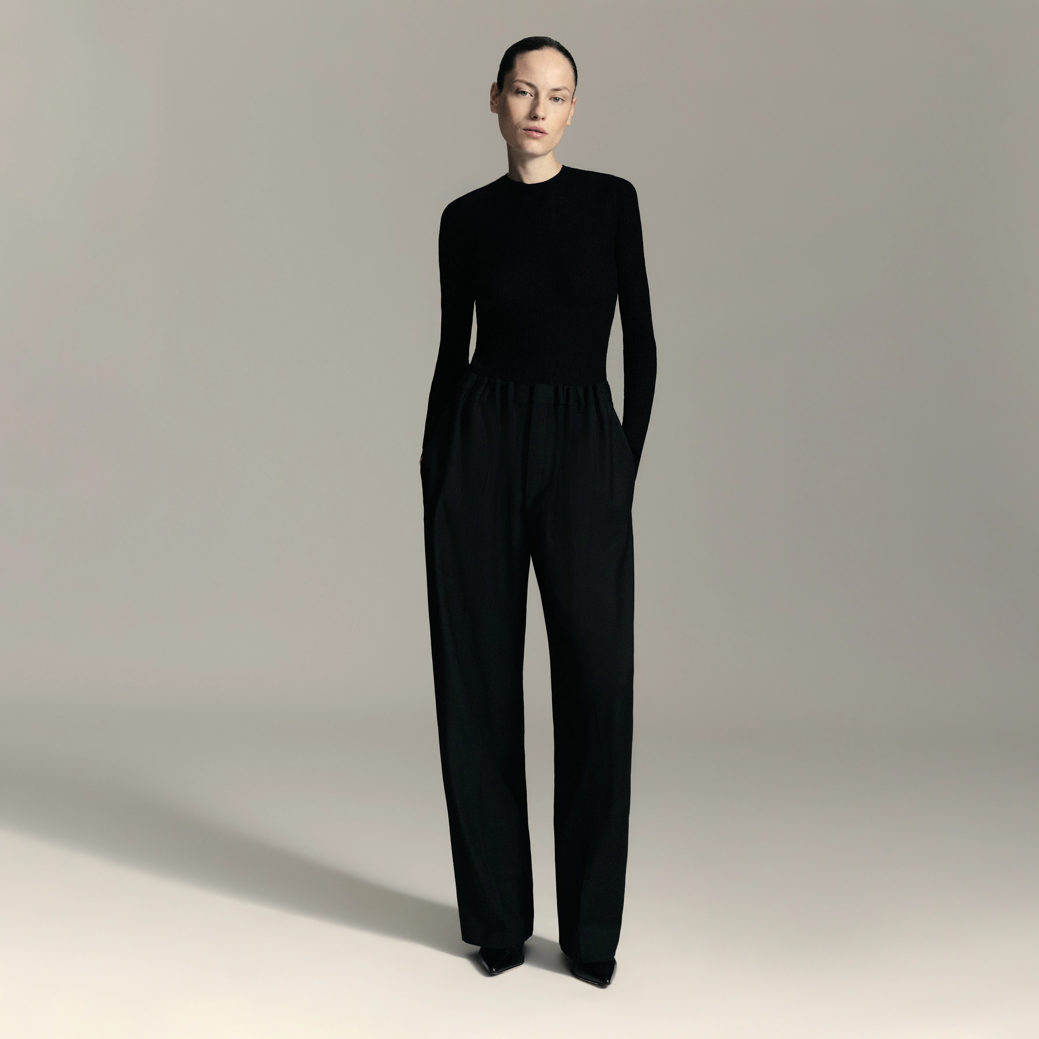 ERMA - Long-sleeved jumper with round neck in mercerised cotton - women - Natural Aluminium