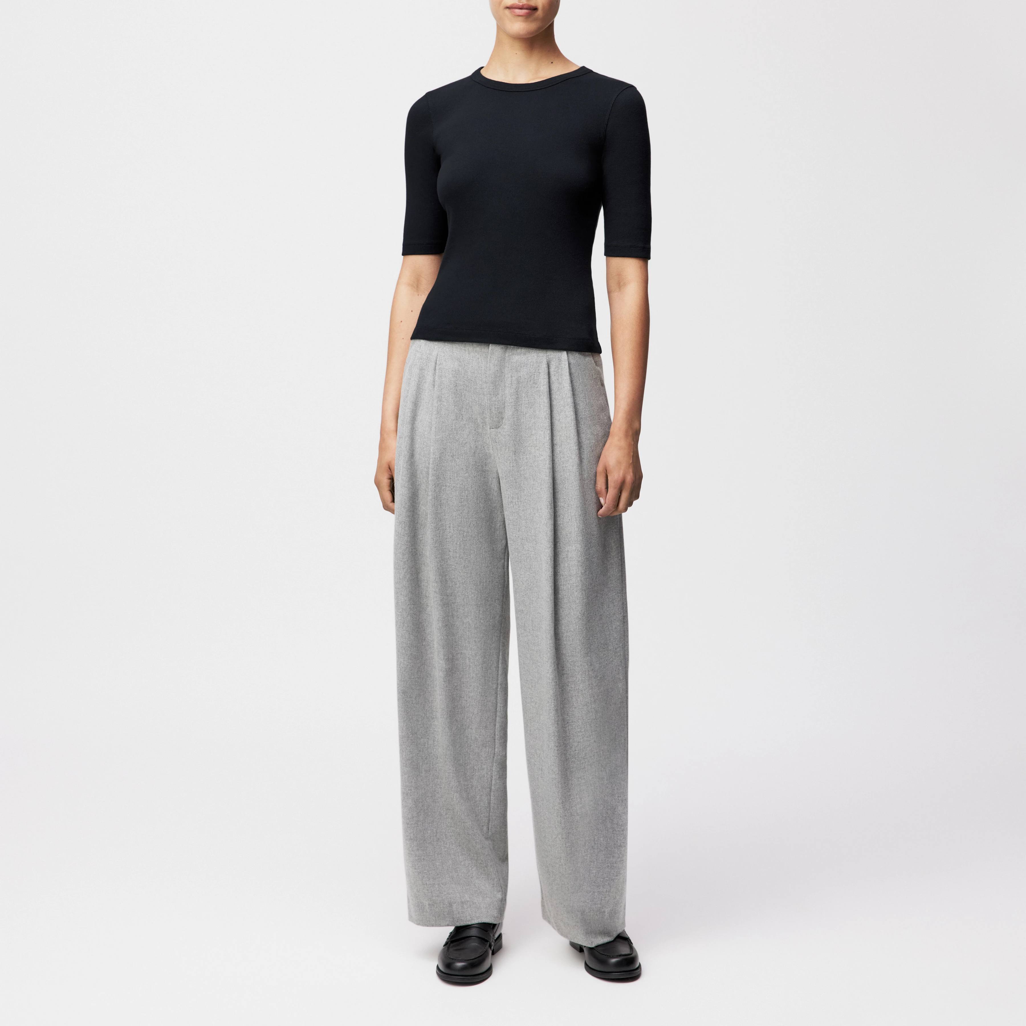 Selay Women T-shirt SELAY in black from DRYKORN
