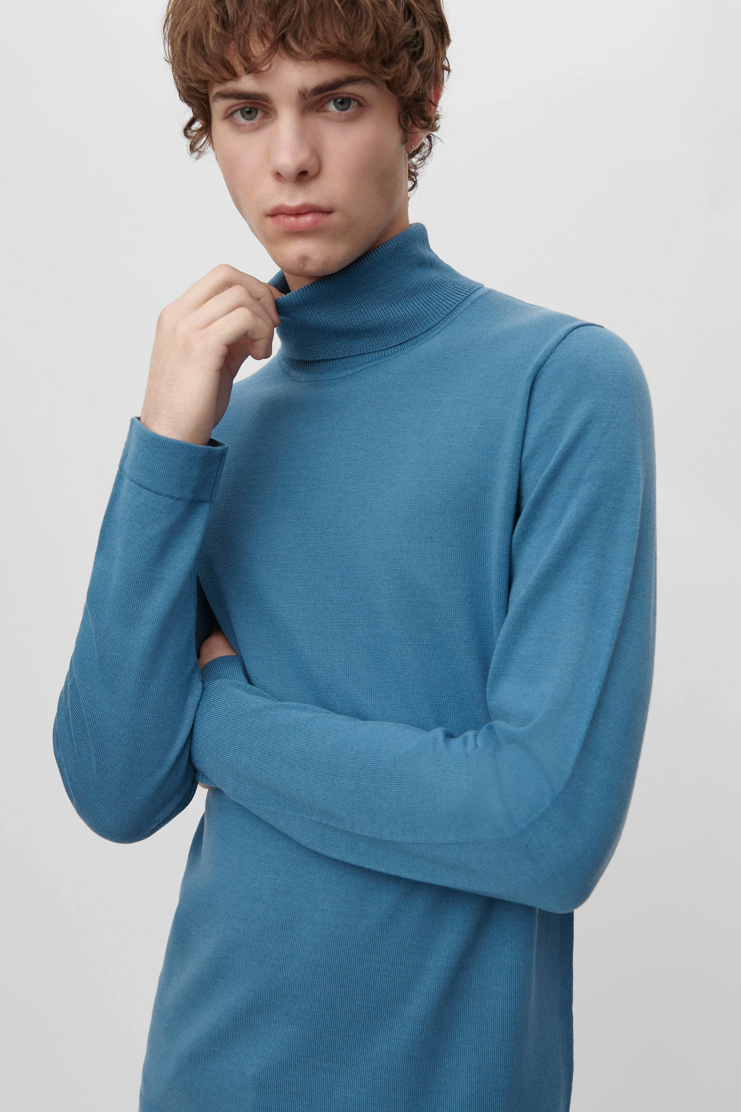 JOEY - Turtleneck jumper in merino wool - men - blue - Frontansicht
