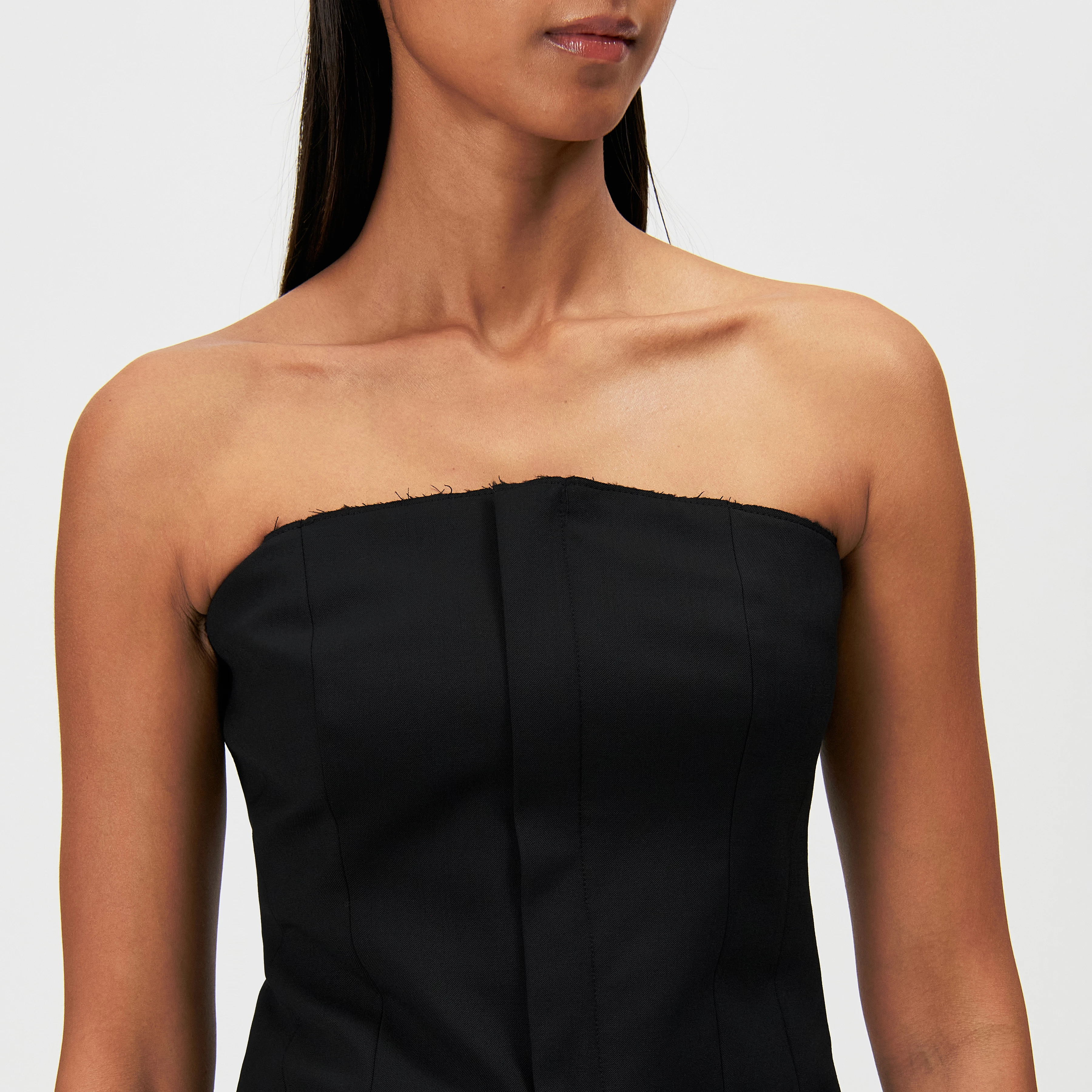 IDLE_1 - Tailored Serge Corset - women - black - Detailansicht am Model
