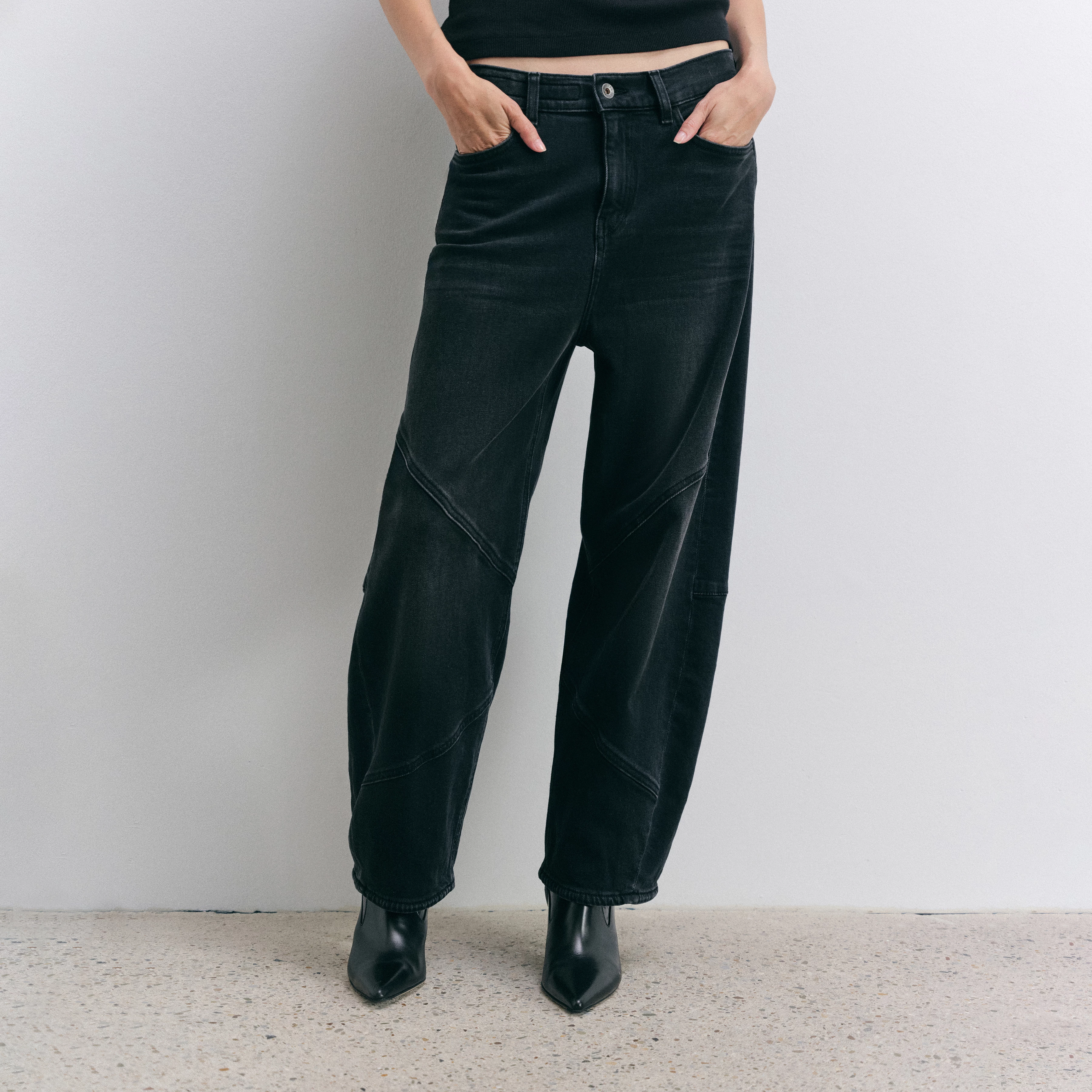 SWORE - 5-Pocket Jeans in Dark-Grey Denim - Damen - grau