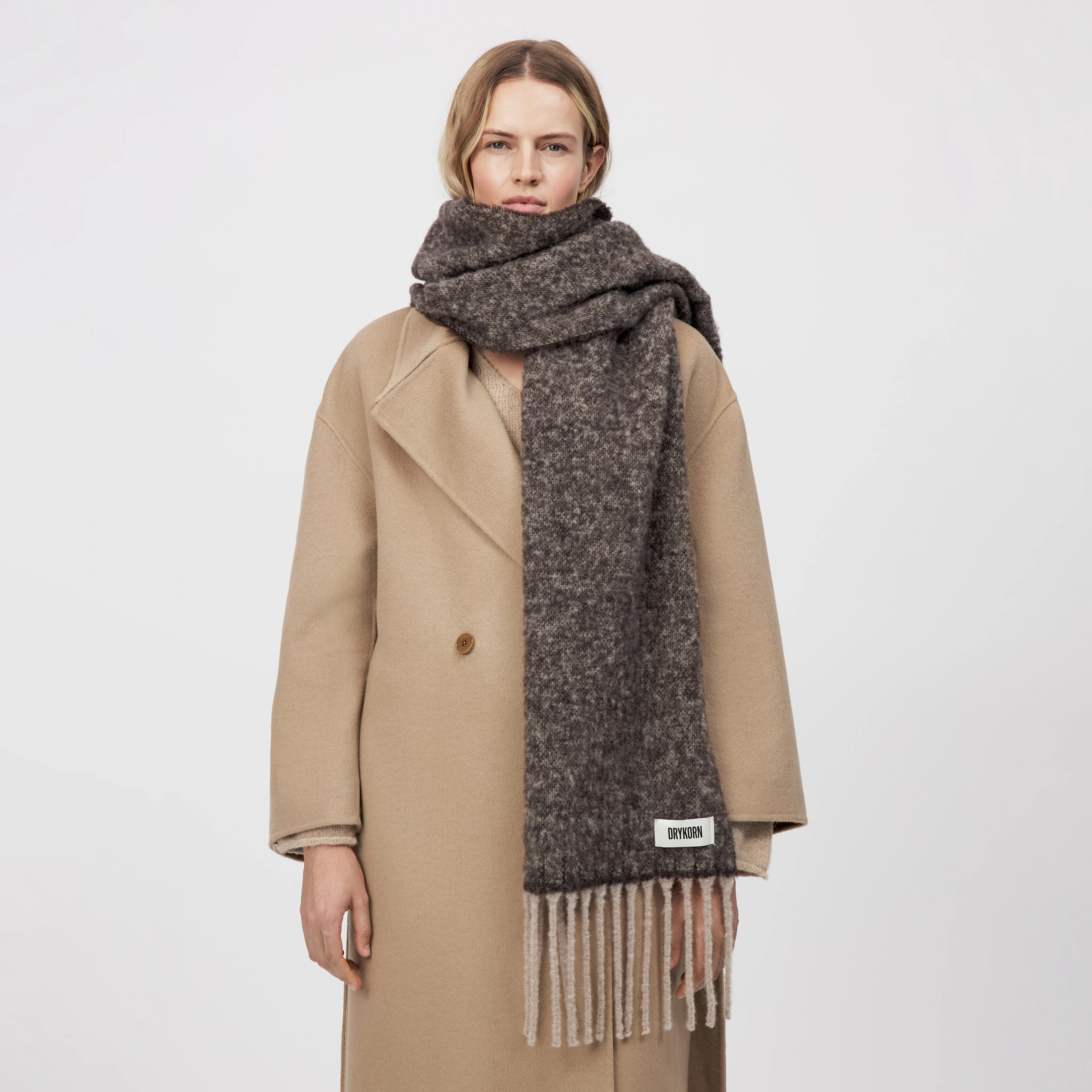 BEAUT - Schal in Woll-Mix - Unisex - braun - Frontansicht