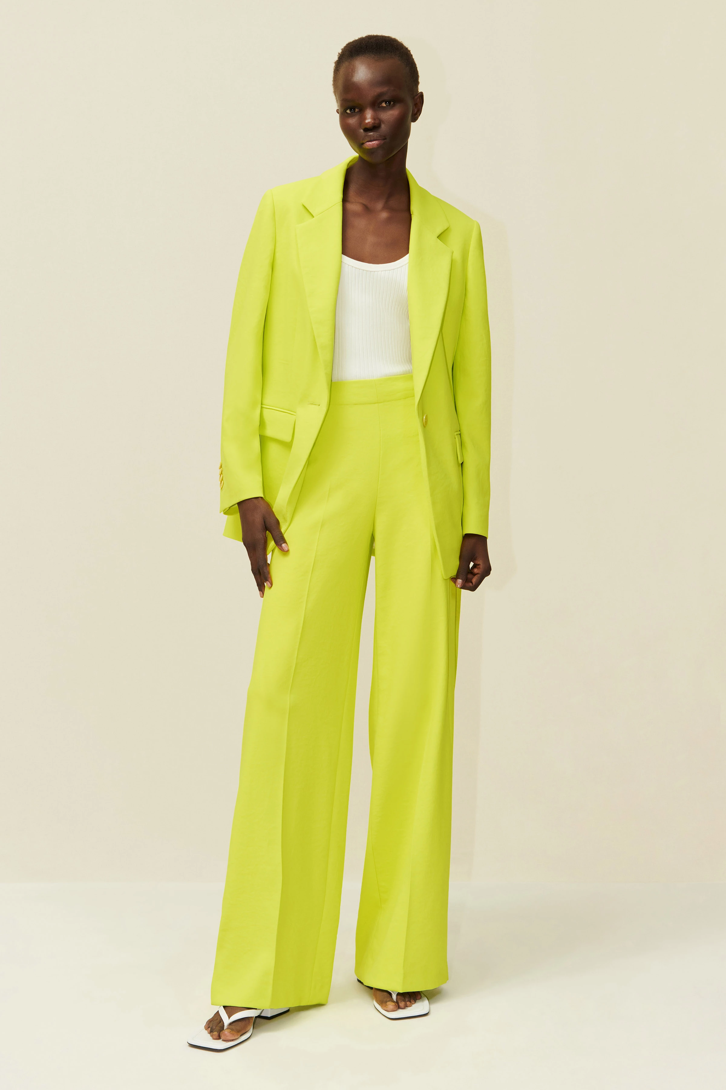 GLENDALE - Boyfriend Blazer aus Techno-Stretch - Damen - gelb - Ganzkörper-Frontansicht