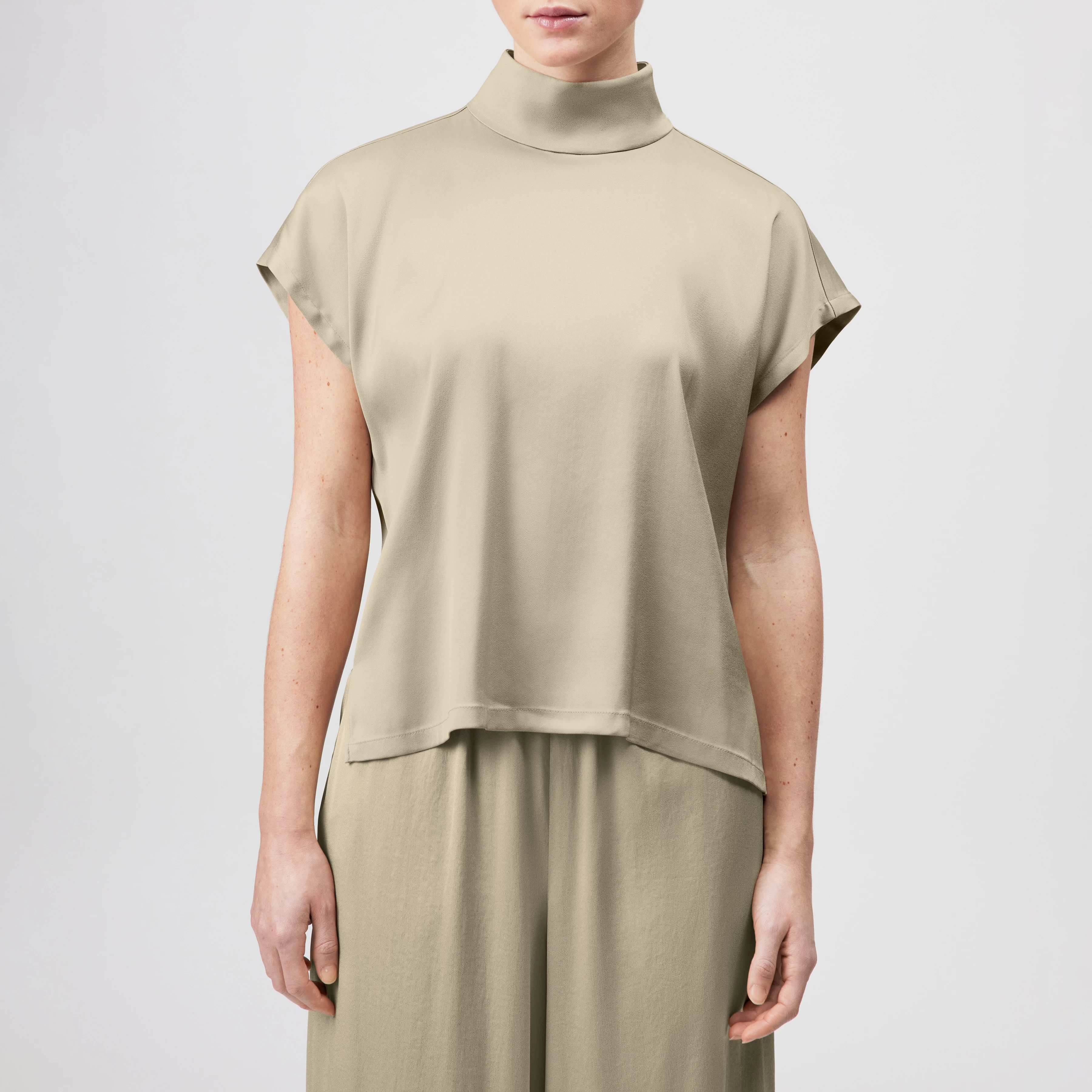 ALARIA_1 - Shirt blouse with stand-up collar in satin - women - beige - Frontansicht