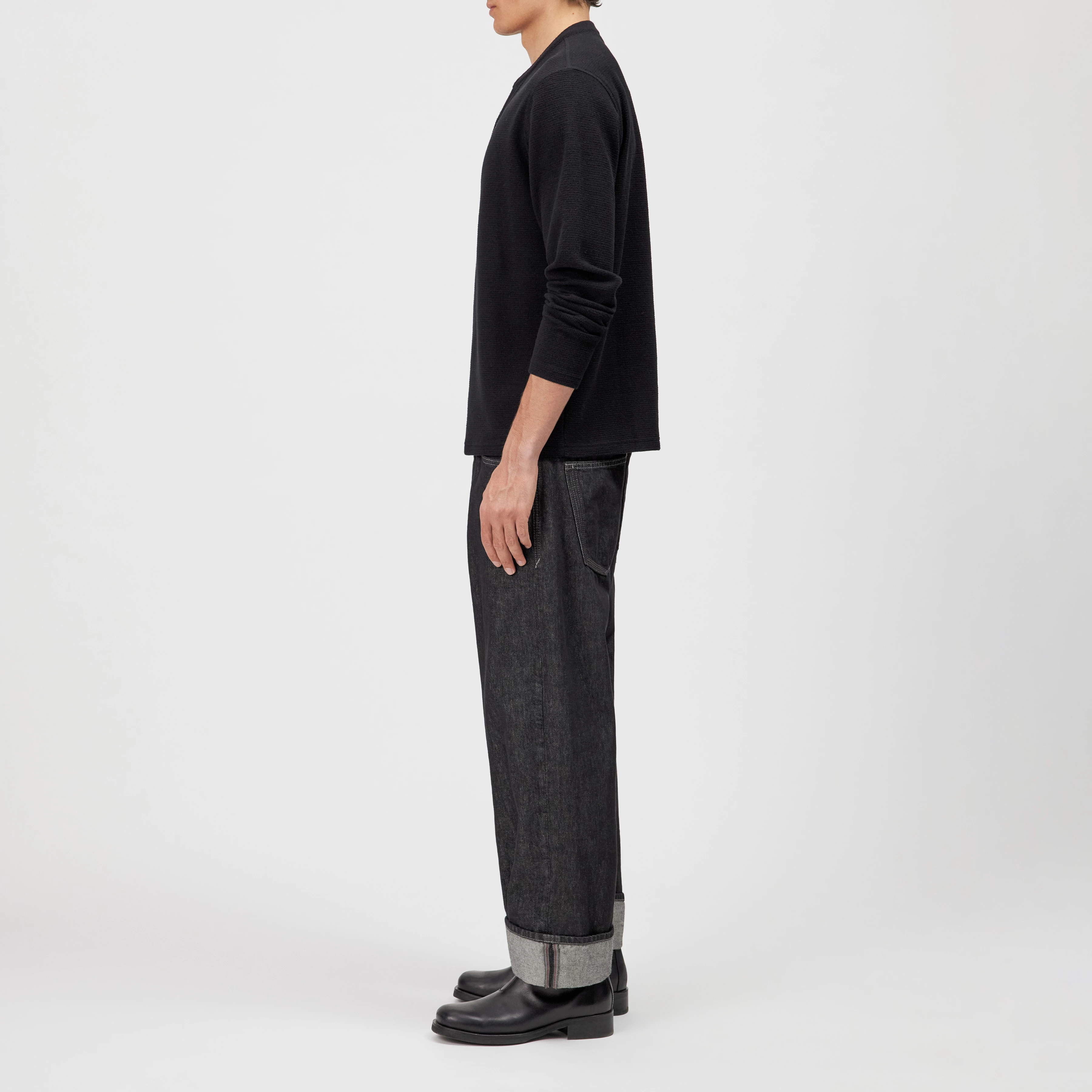 MALIOR - Henley long sleeve with waffle texture - men - black - Seitenansicht