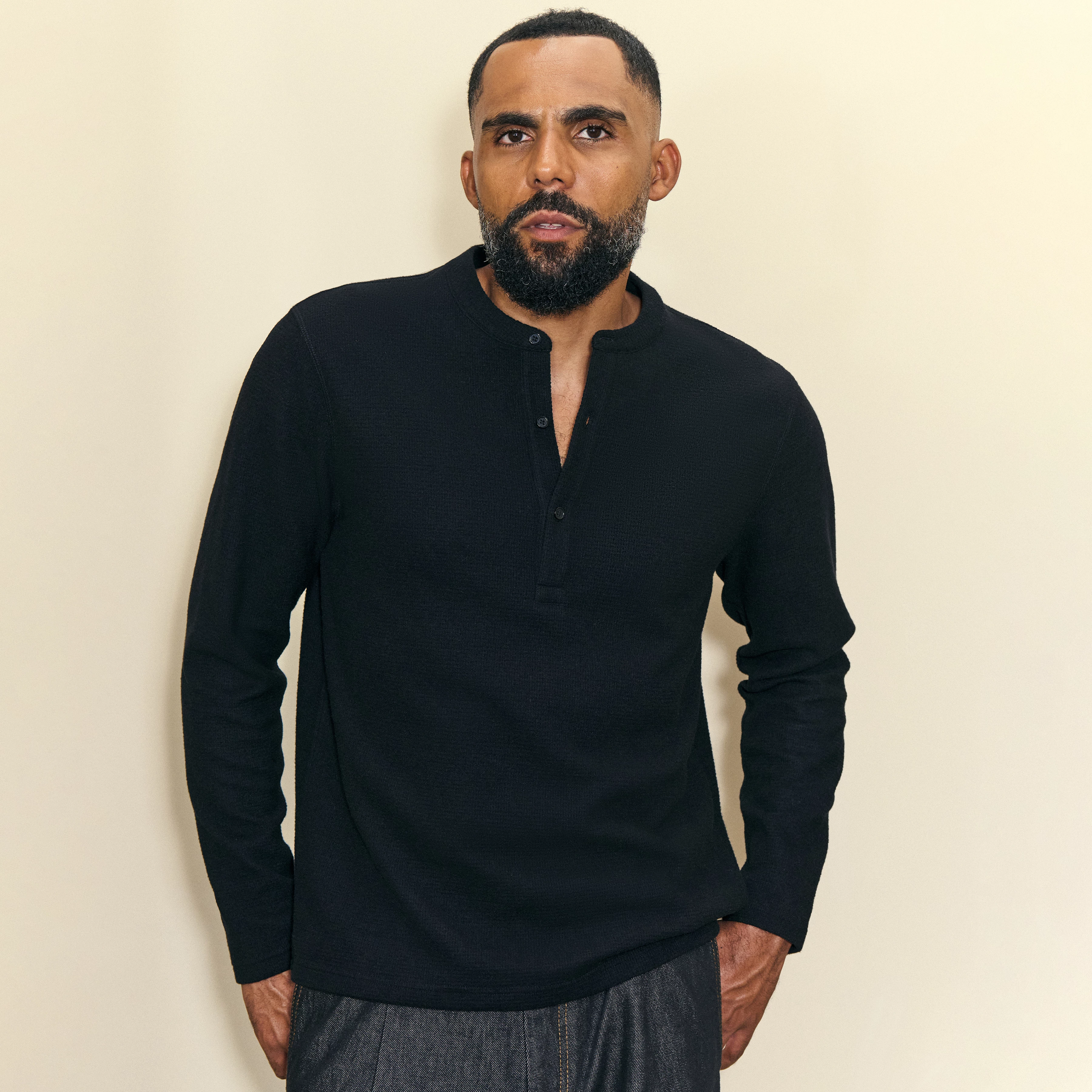 MALIOR - Henley long sleeve with waffle texture - men - black