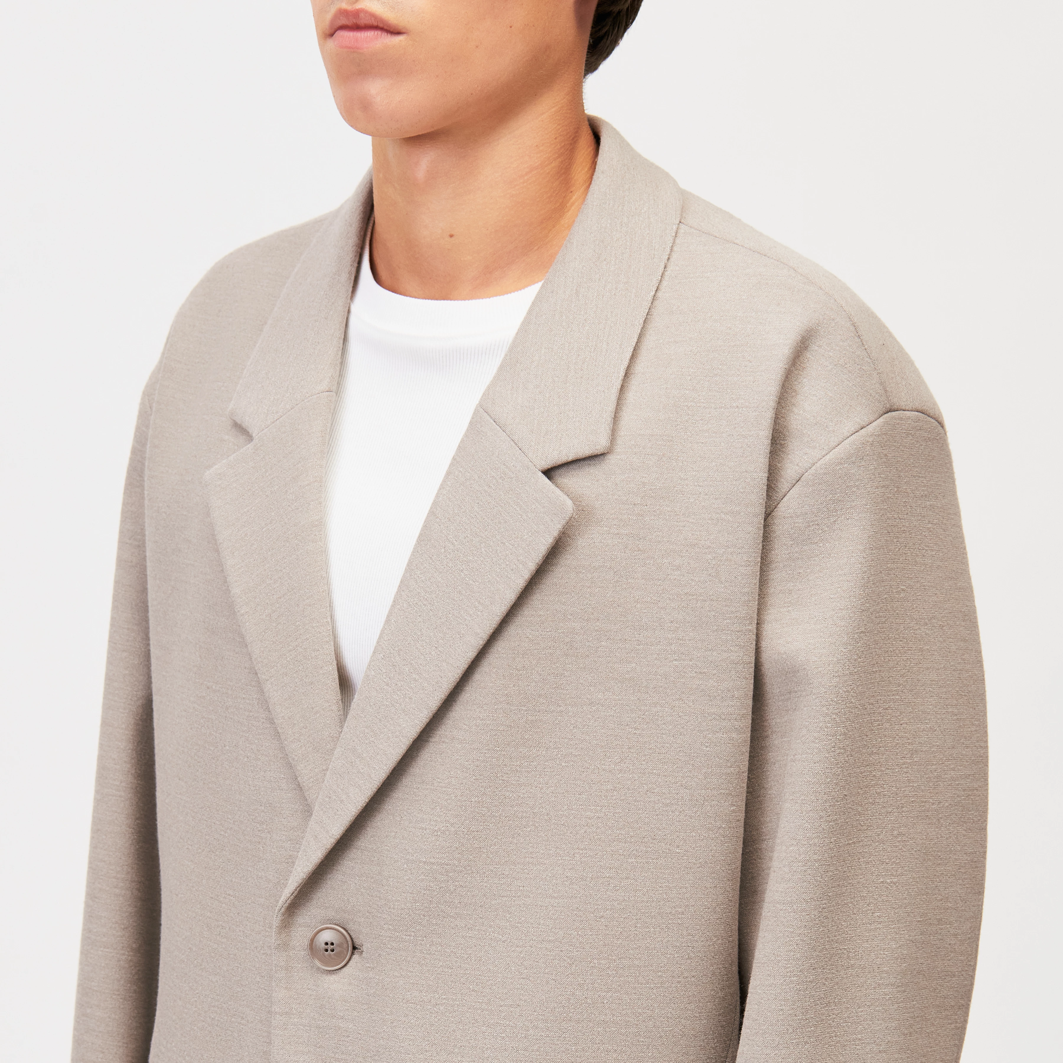 MADIM_2 - Oversized flannel blazer - men - brown - Detailansicht am Model