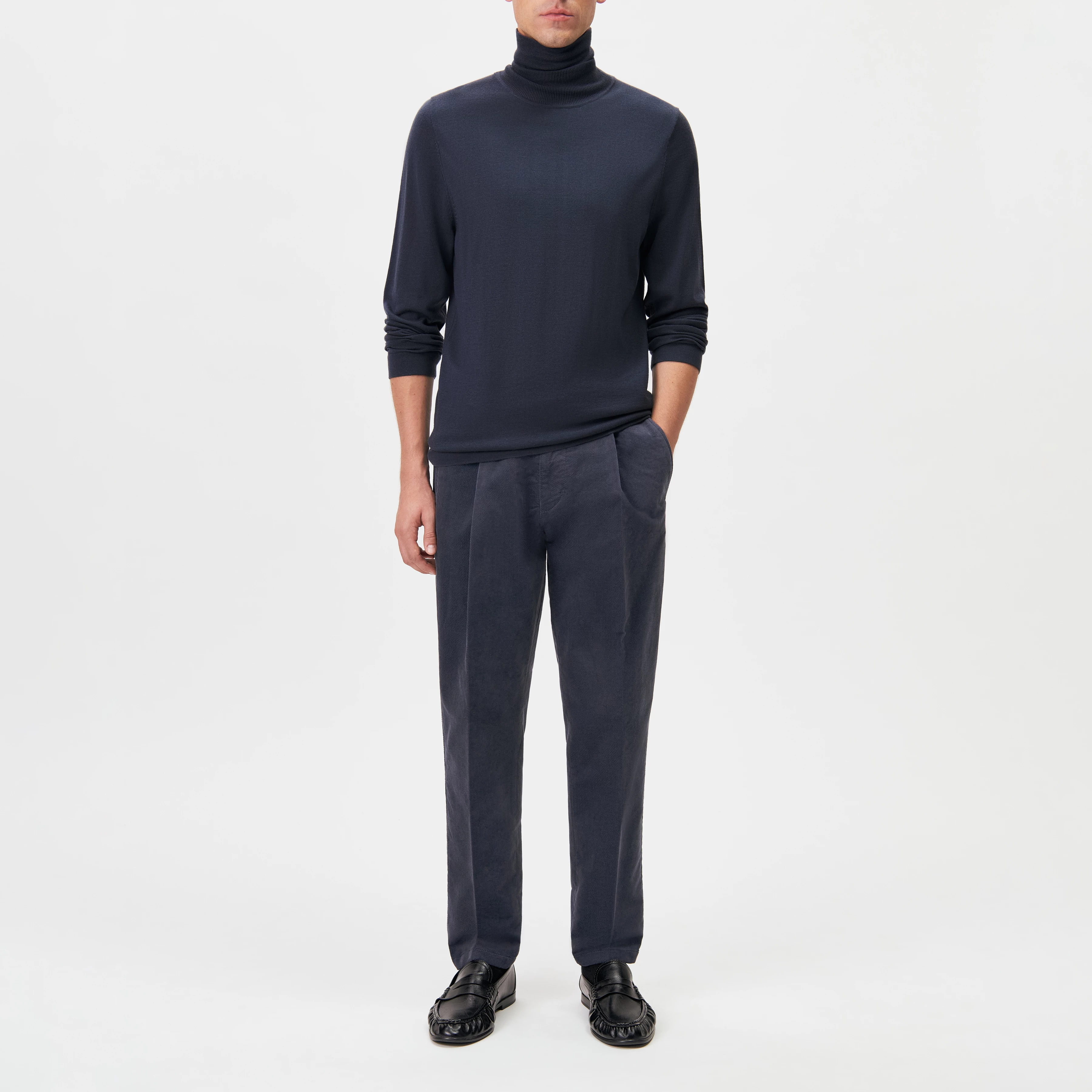 JOEY - Turtleneck jumper in 100% merino wool - men - blue - Ganzkörper-Frontansicht