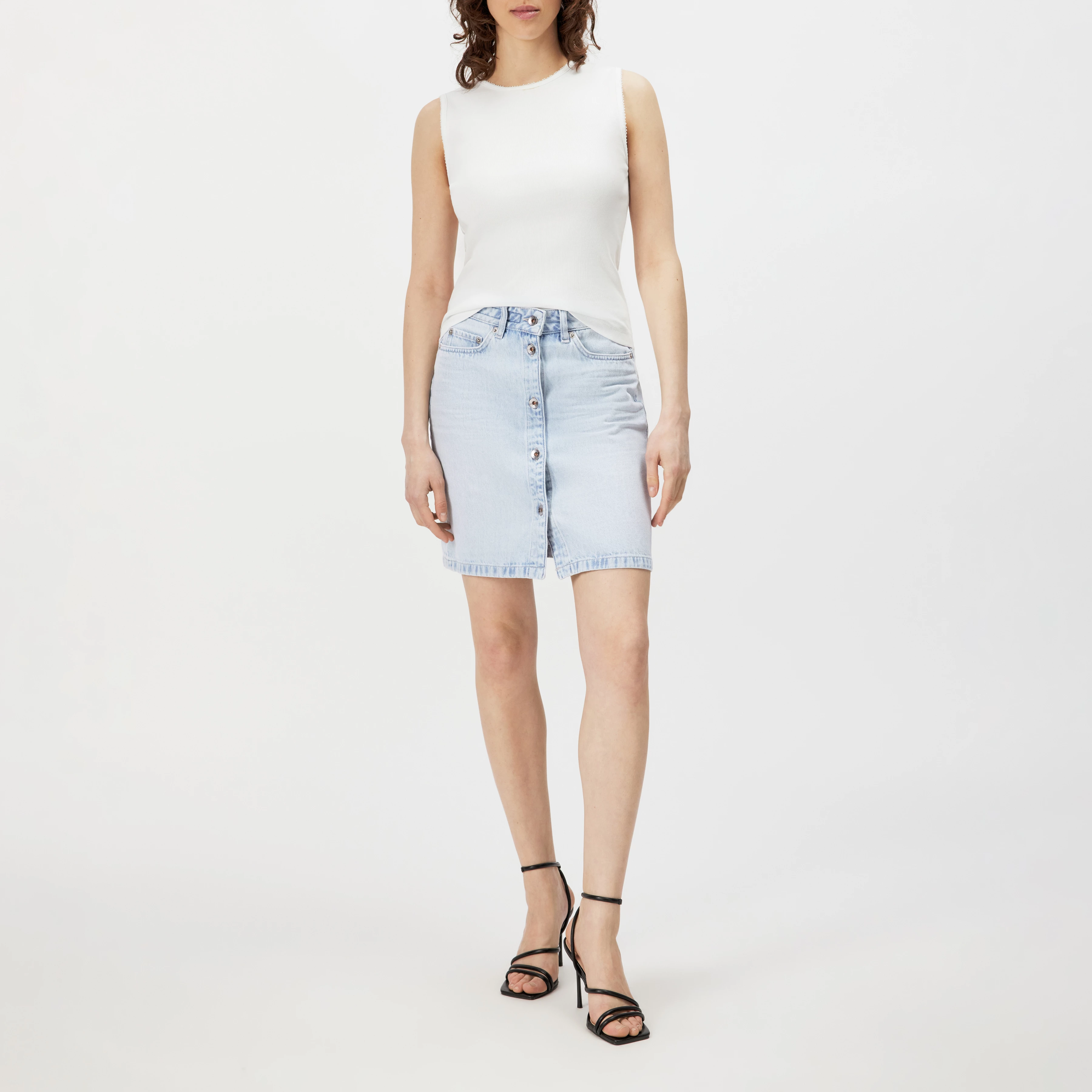 FARIDA - Slim fit top, pure cotton with embroidery details - women - white - Ganzkörper-Frontansicht