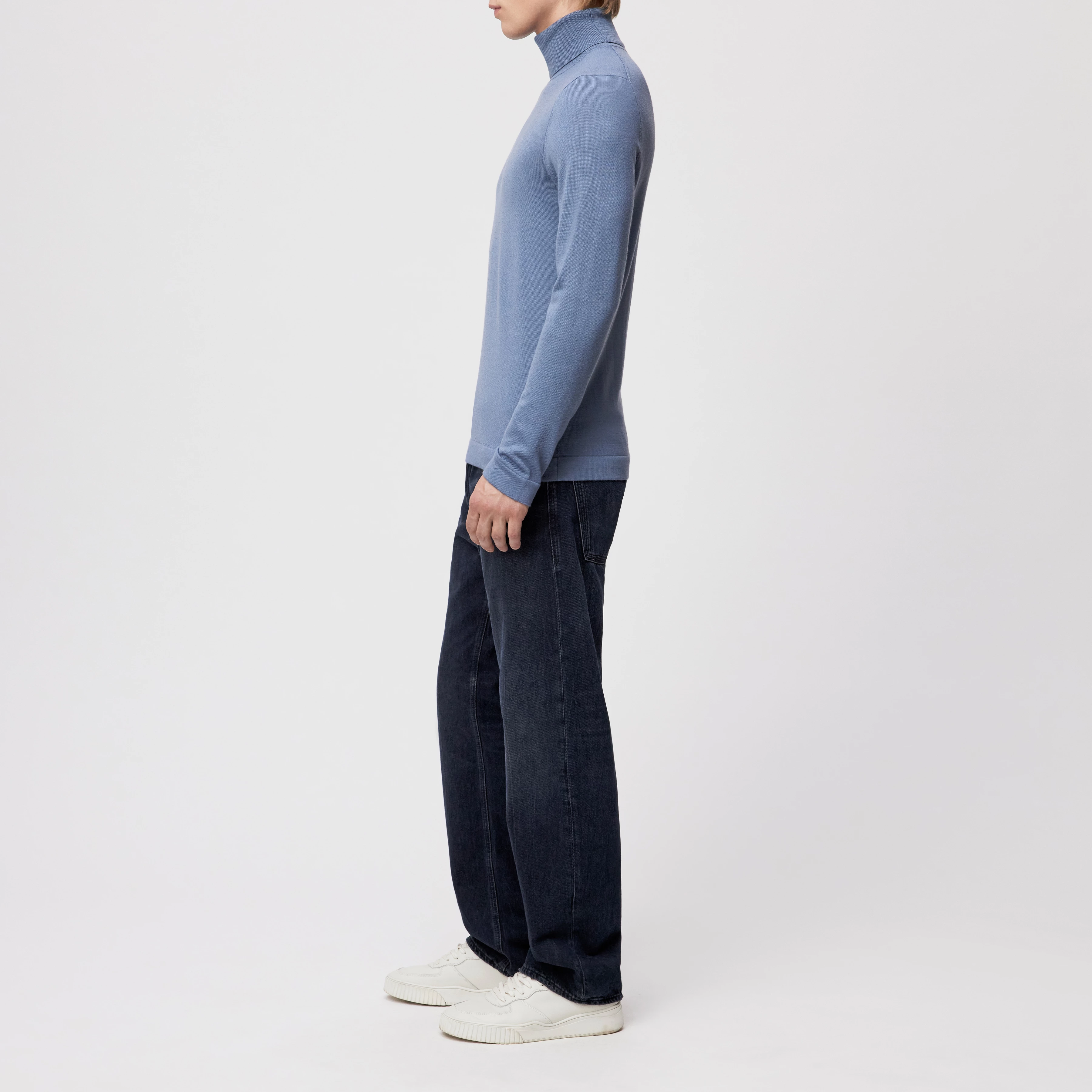 JOEY - Turtleneck jumper in 100% merino wool - men - blue - Seitenansicht