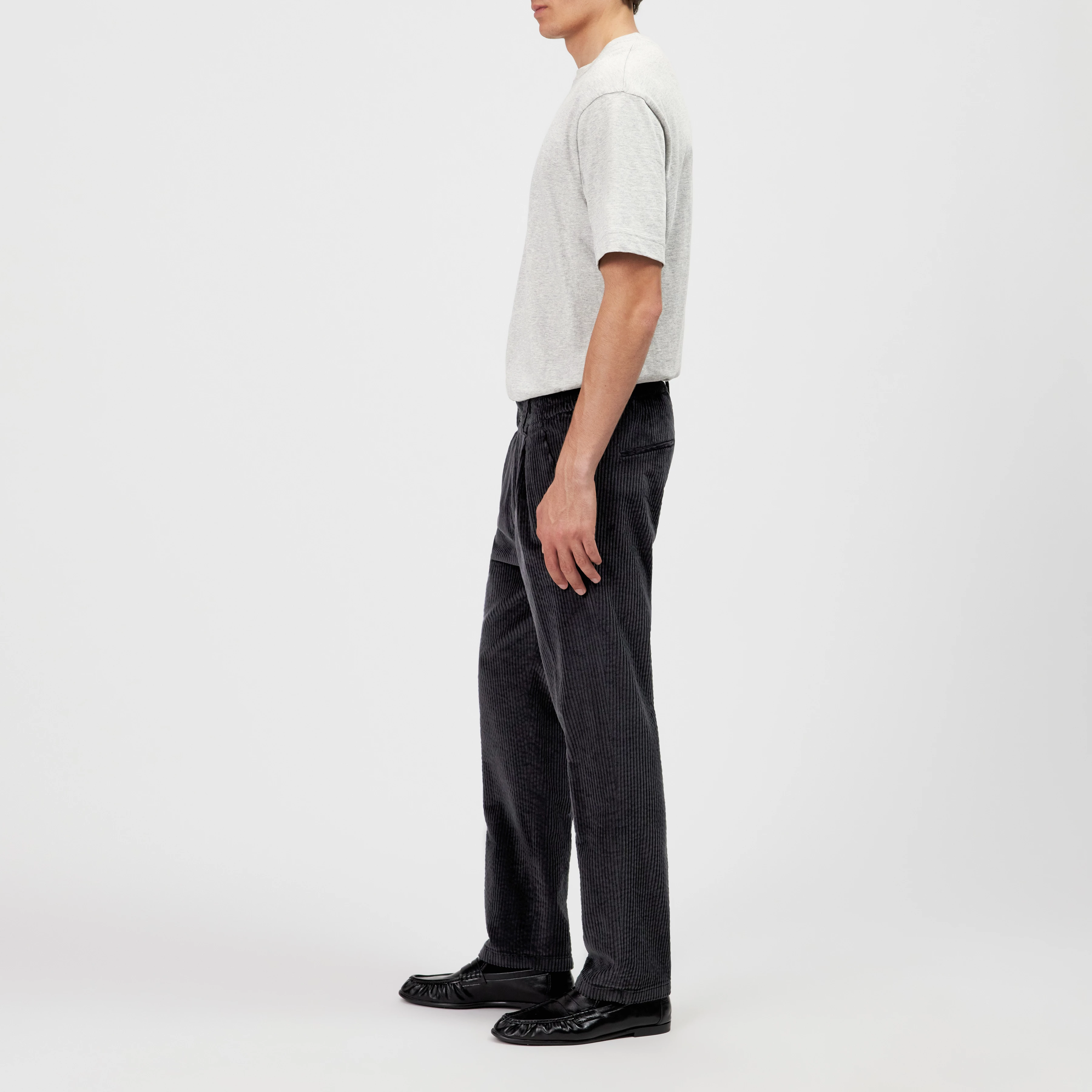 CHASY_RGLR - Casual Hose mit Bundfalte in Jumbo Cord - Herren - grau - Seitenansicht