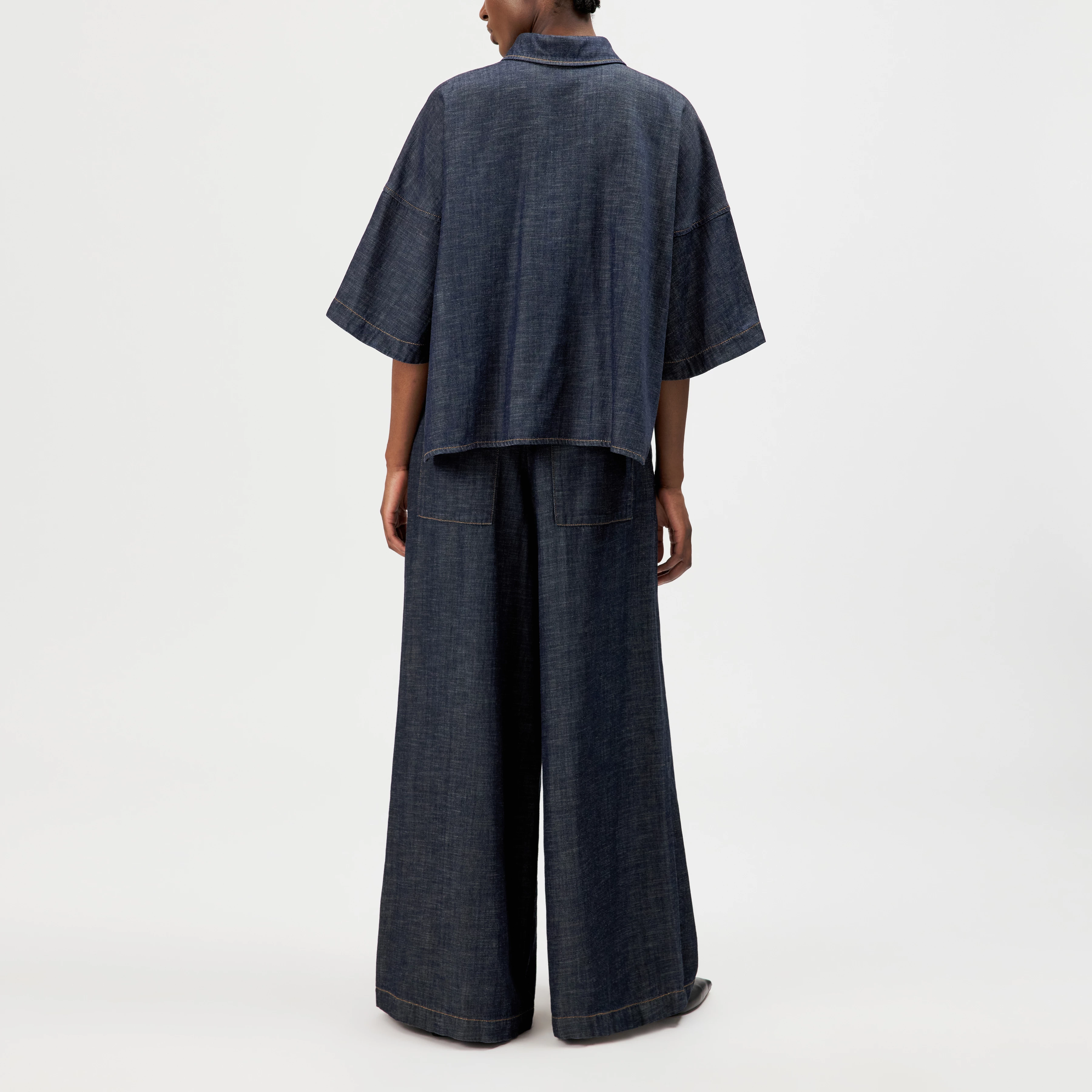SERITH - Boxy shirt blouse in denim look - women - blue - Rückansicht