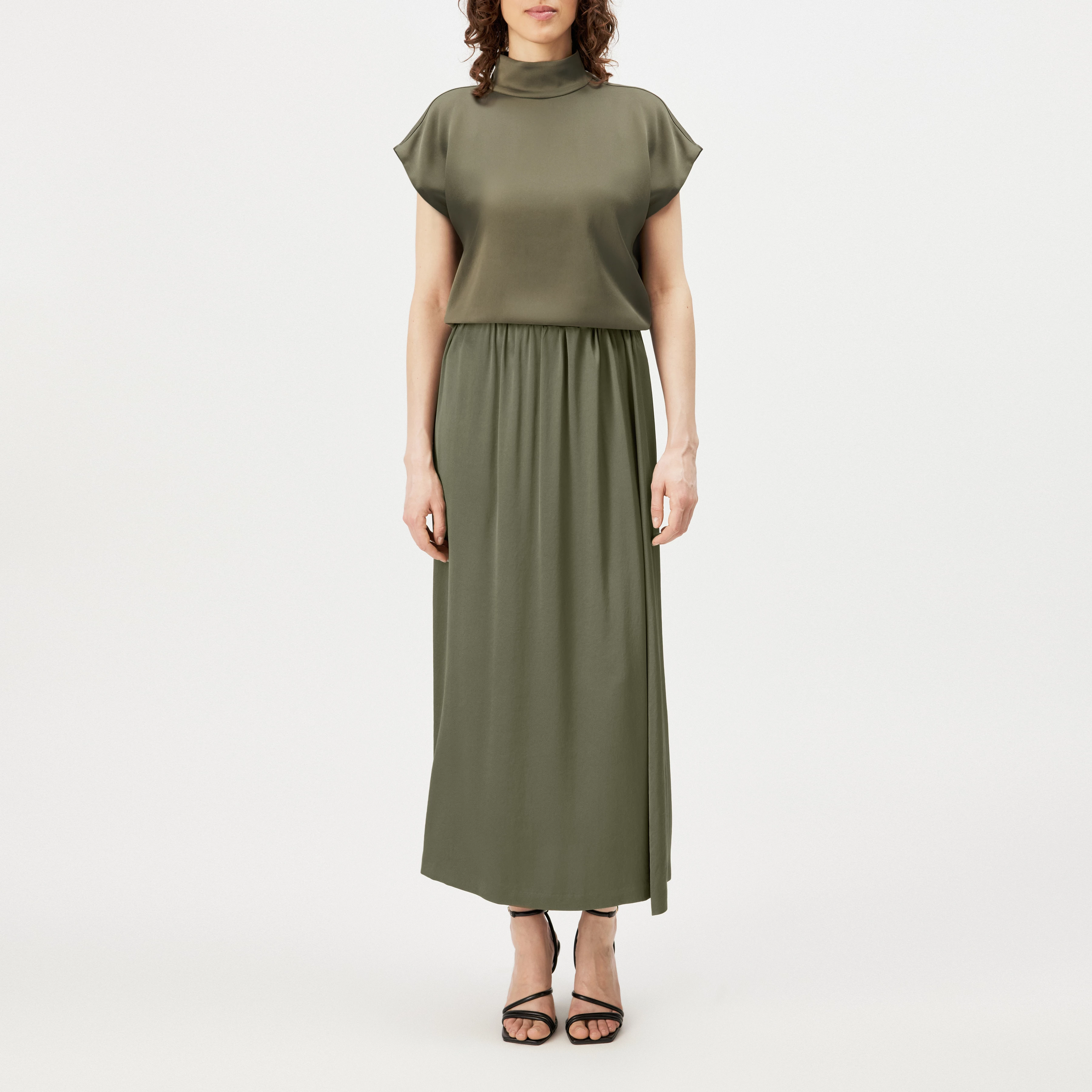 IDONEA - Mid-length skirt with elasticated waistband in satin - women - green - Ganzkörper-Frontansicht