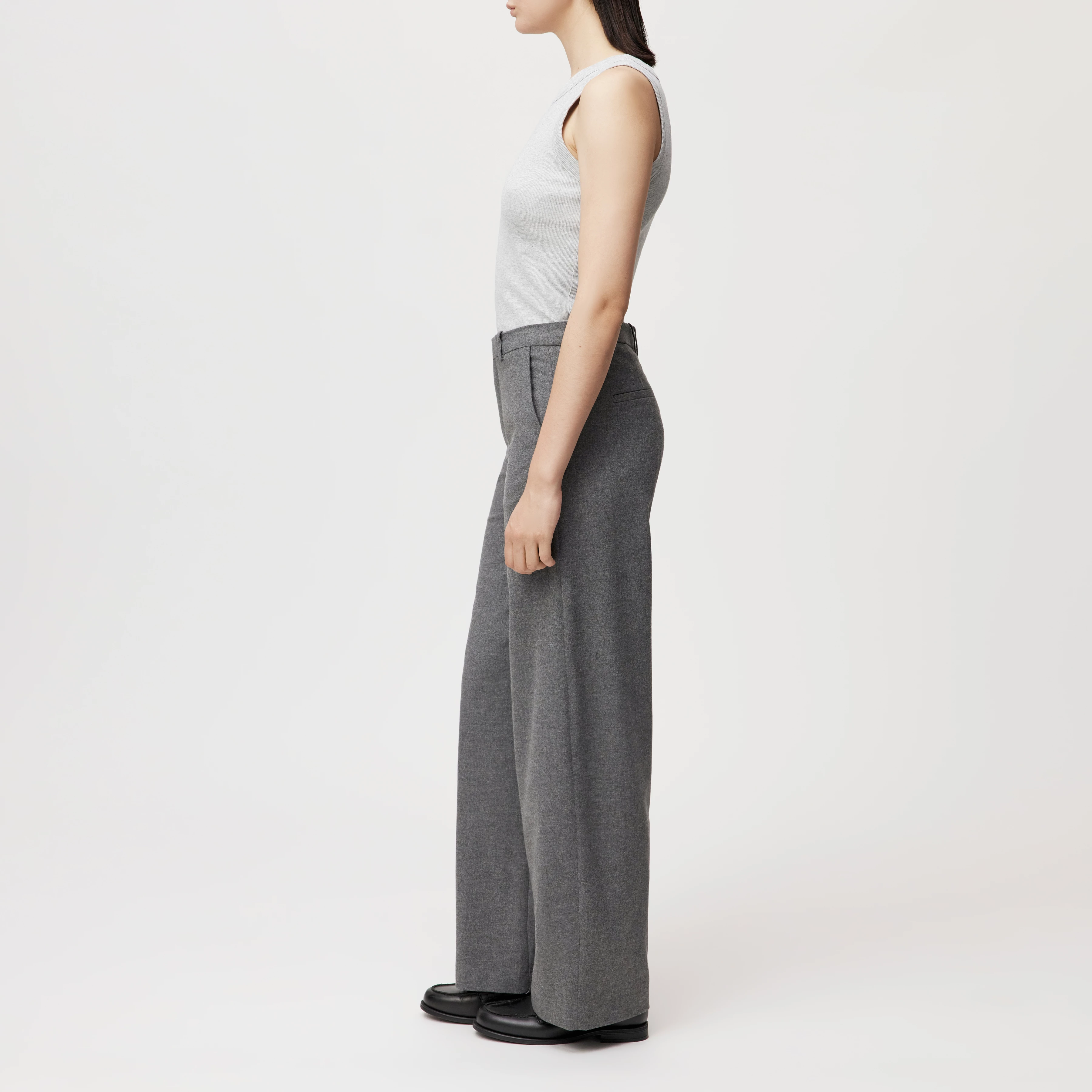 DESK - Trousers with barrel leg in wool blend - women - grey - Seitenansicht