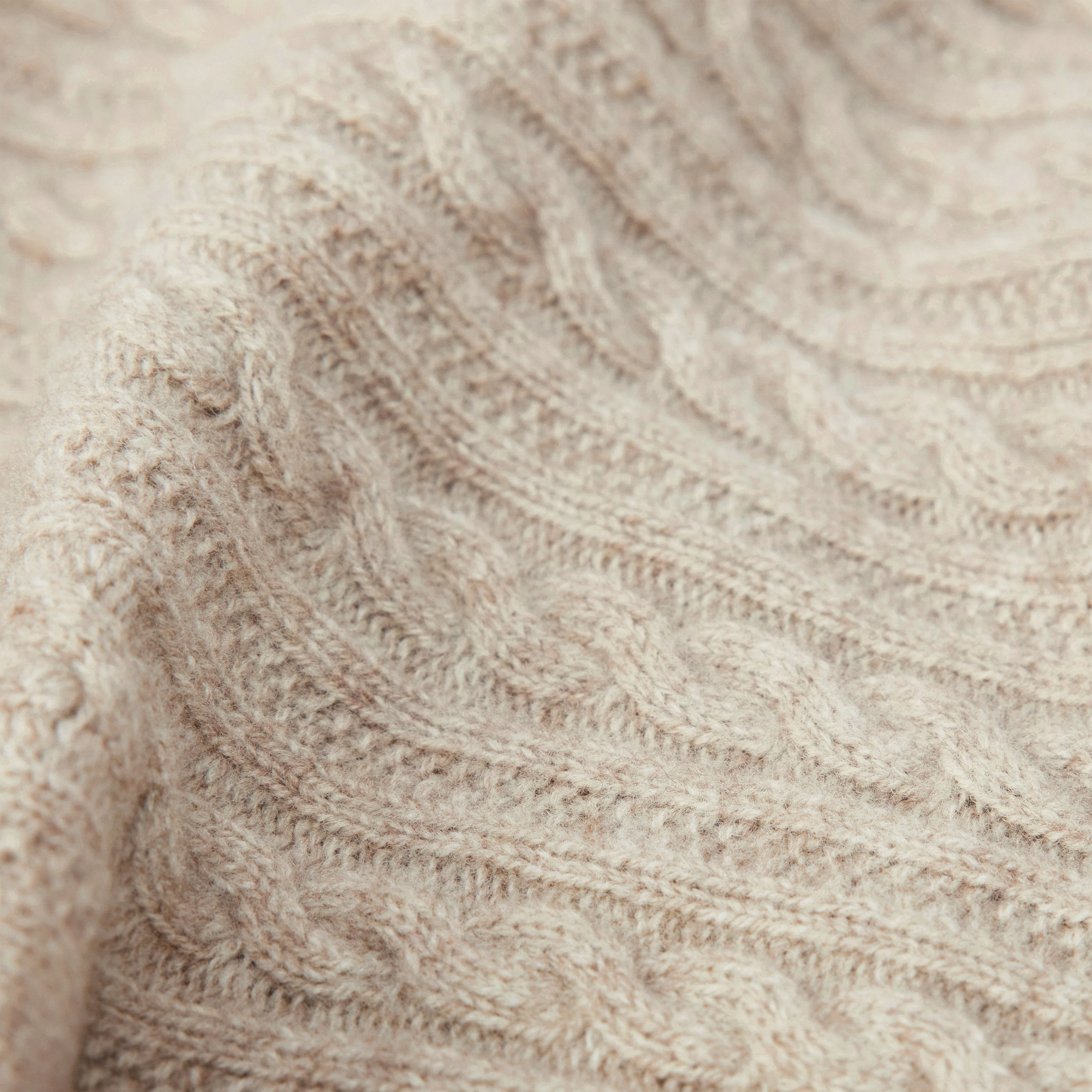 NALON - Knitted jumper with turtleneck in wool - men - beige - Materialbild (B2C)