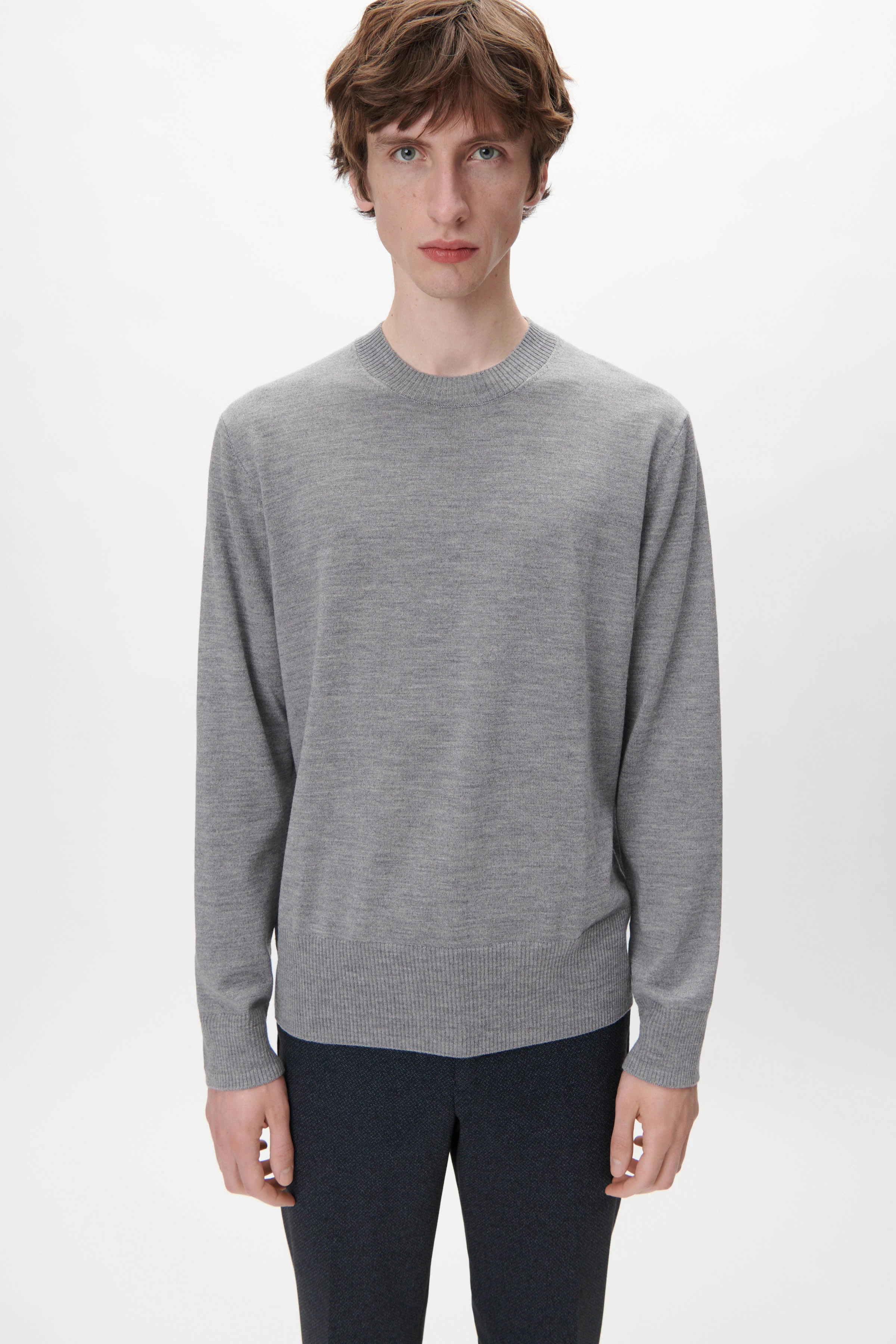 VINCENT - Trøje med rund hals i merinould - men - grå - Frontansicht