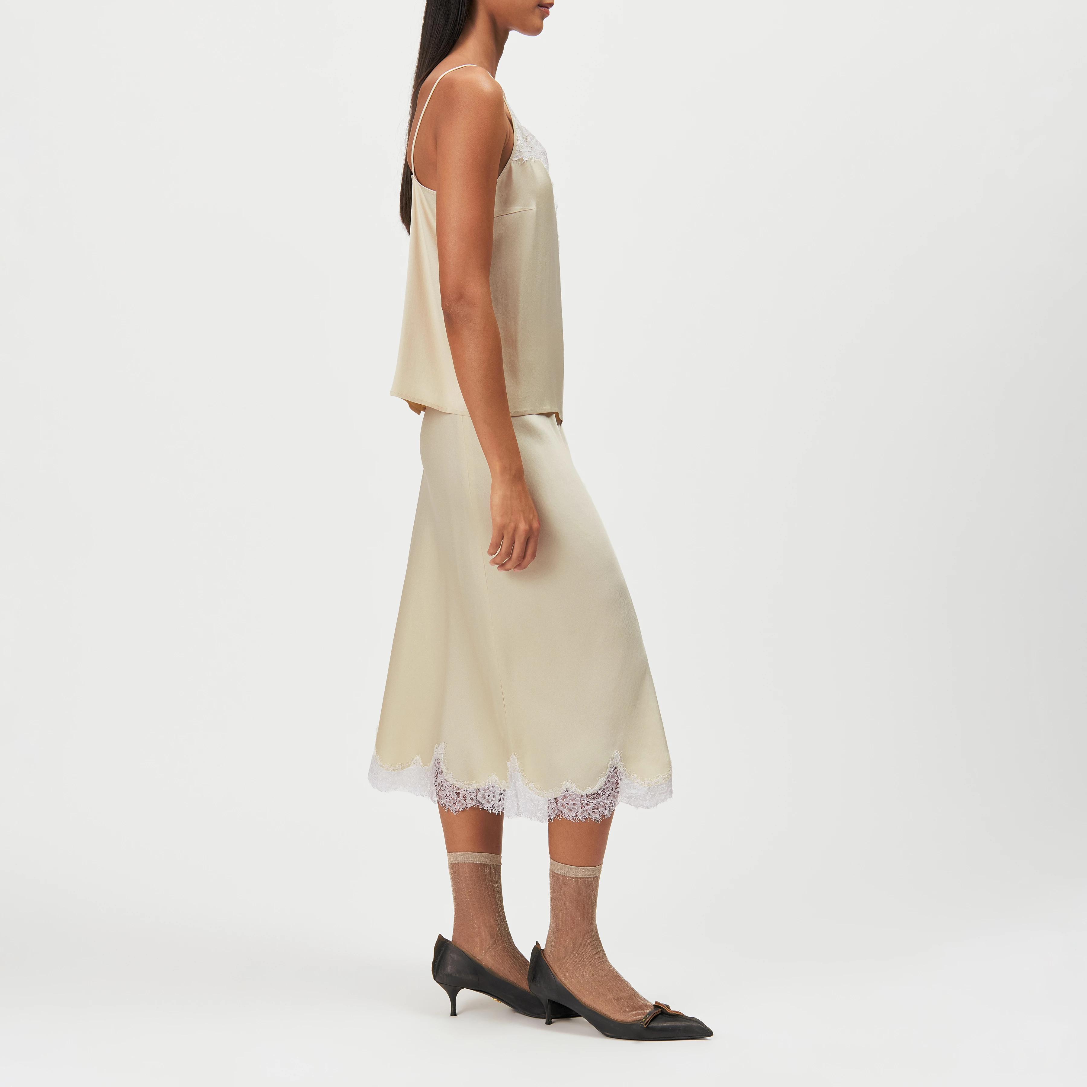 URA_3 - Jupe-culotte satinée midi avec dentelle - women - jaune - Seitenansicht