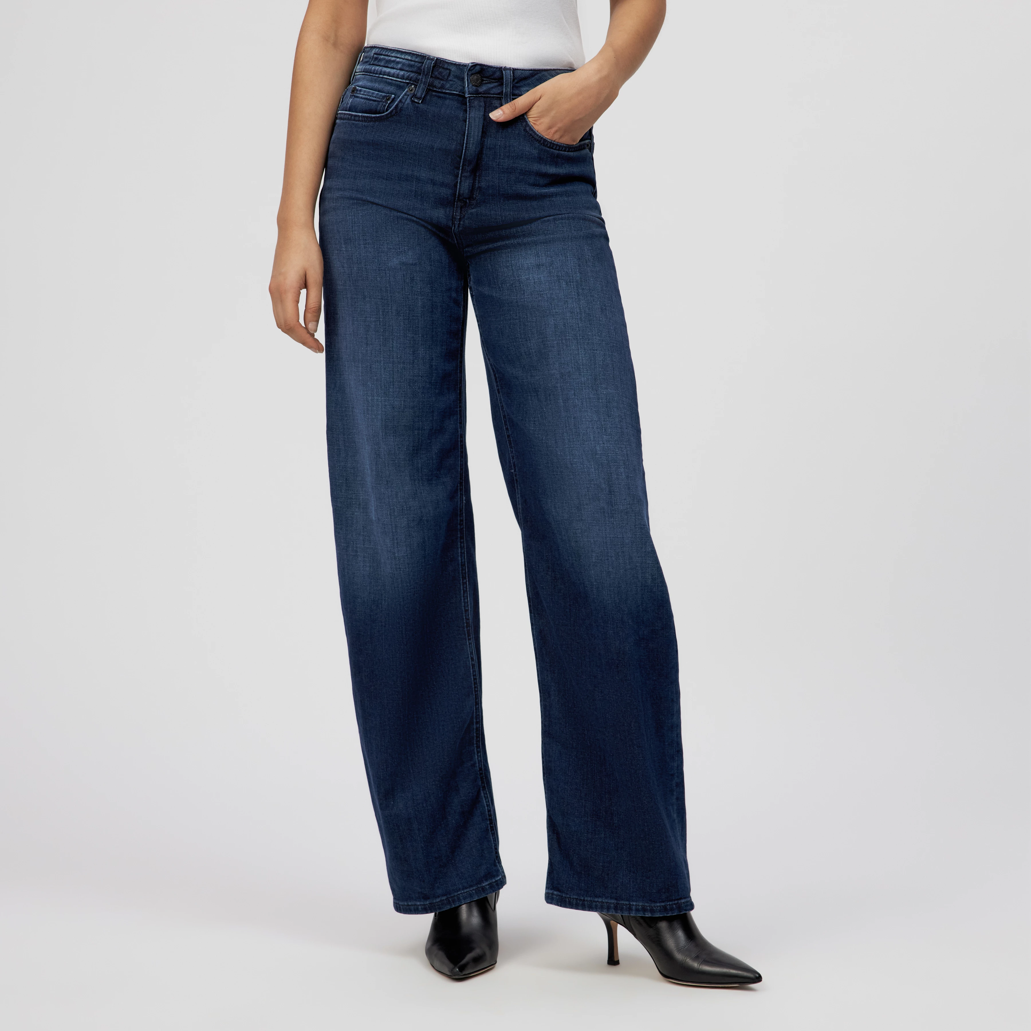 MEDLEY - Mid-waist jeans in dark-blue denim - women - blue - Frontansicht