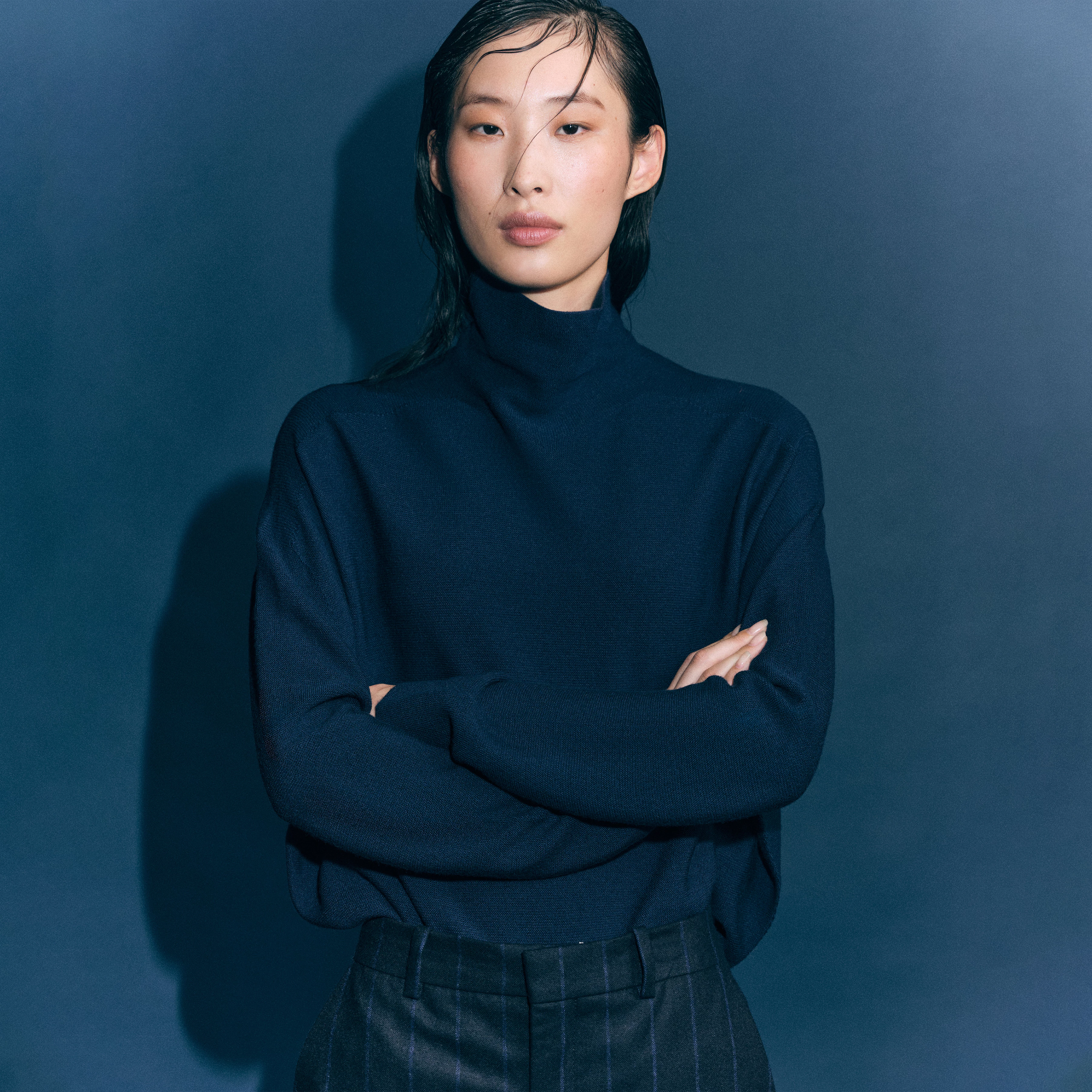 LIORA - Egg-Shape Rollkragenpullover in 100% Merinowolle - Damen - blau