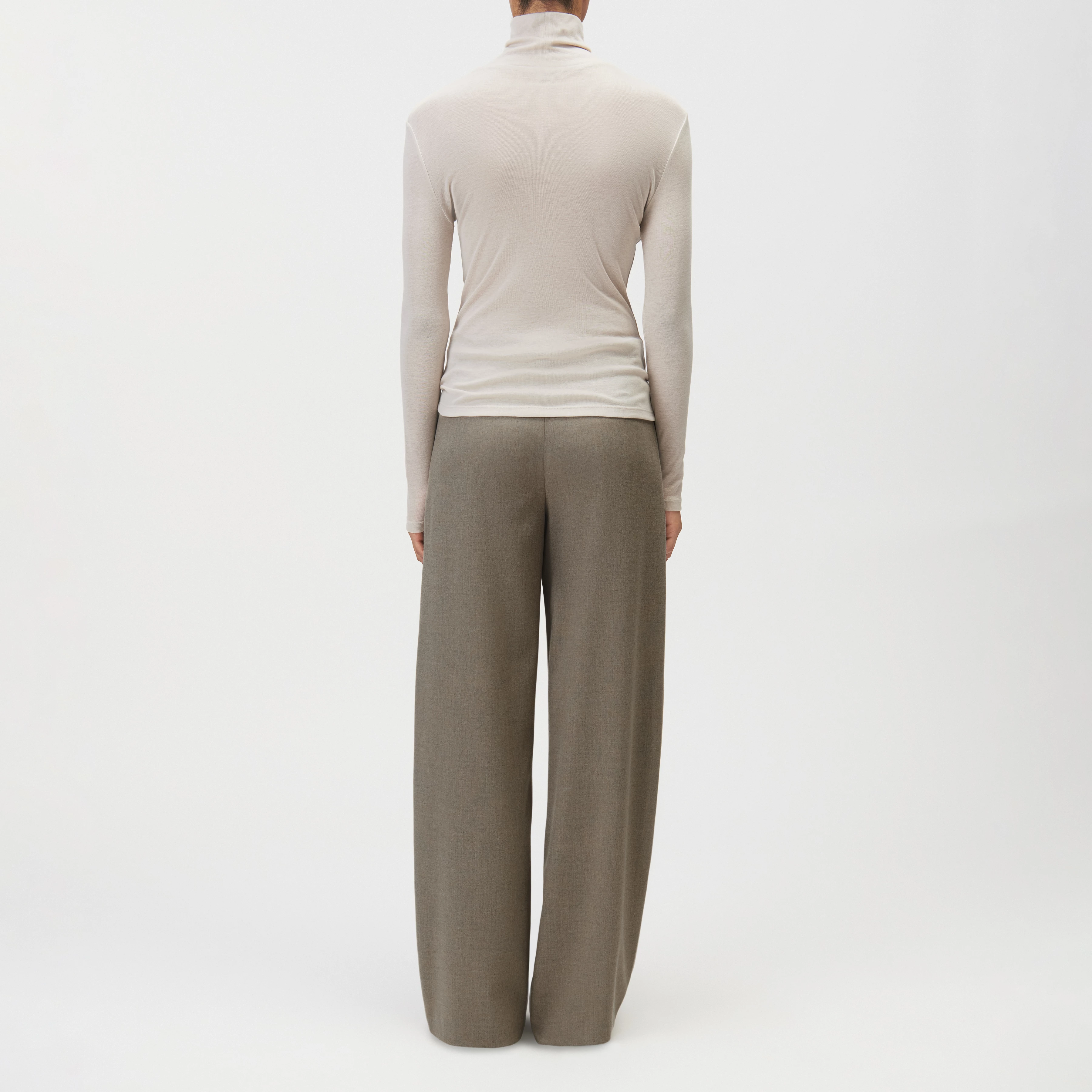 ZERAFNE - Slim long sleeve in lyocell-wool blend - women - beige - Rückansicht