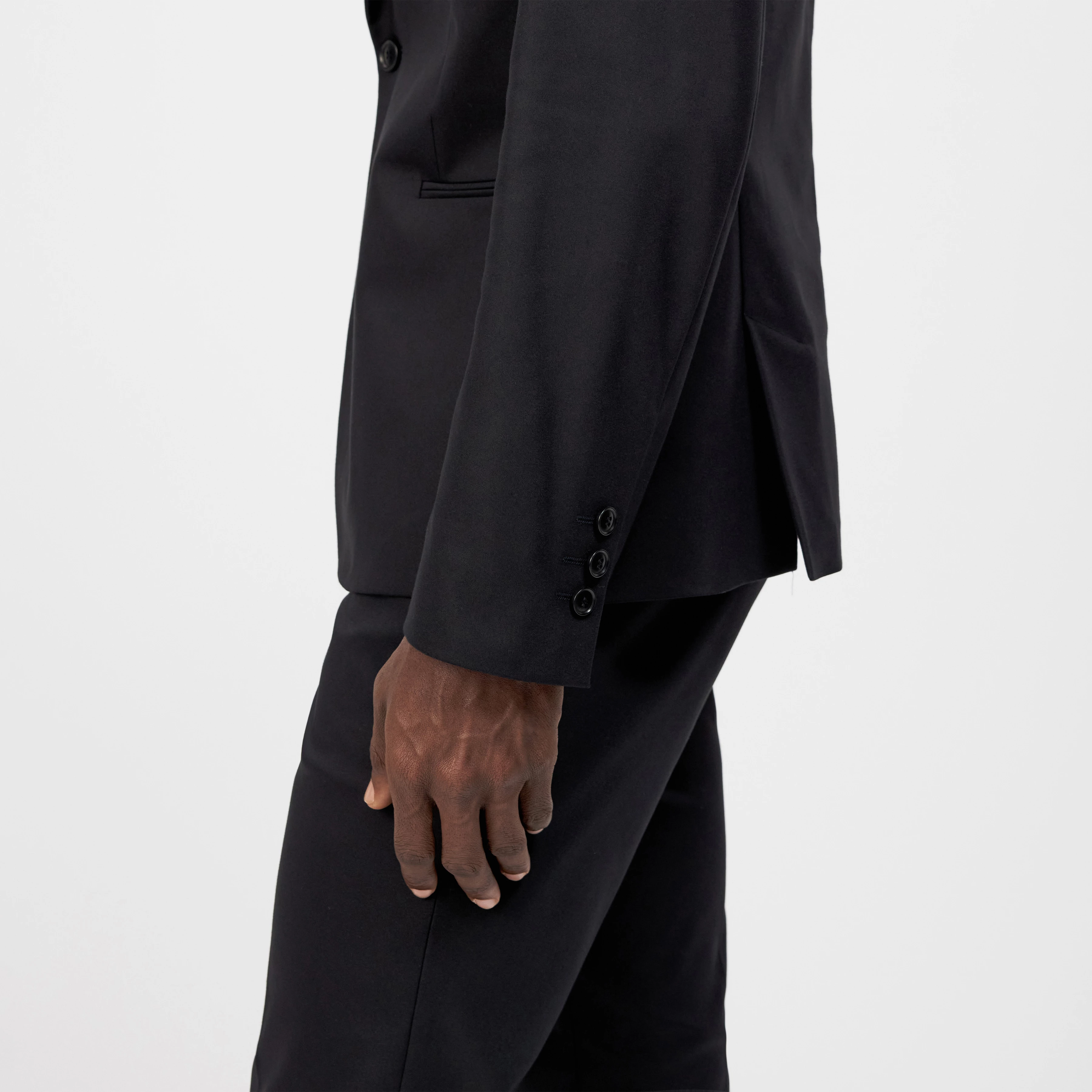 HORLEY - Slim Fit Sakko in Technostretch-Satin - Herren - schwarz - Detailansicht am Model