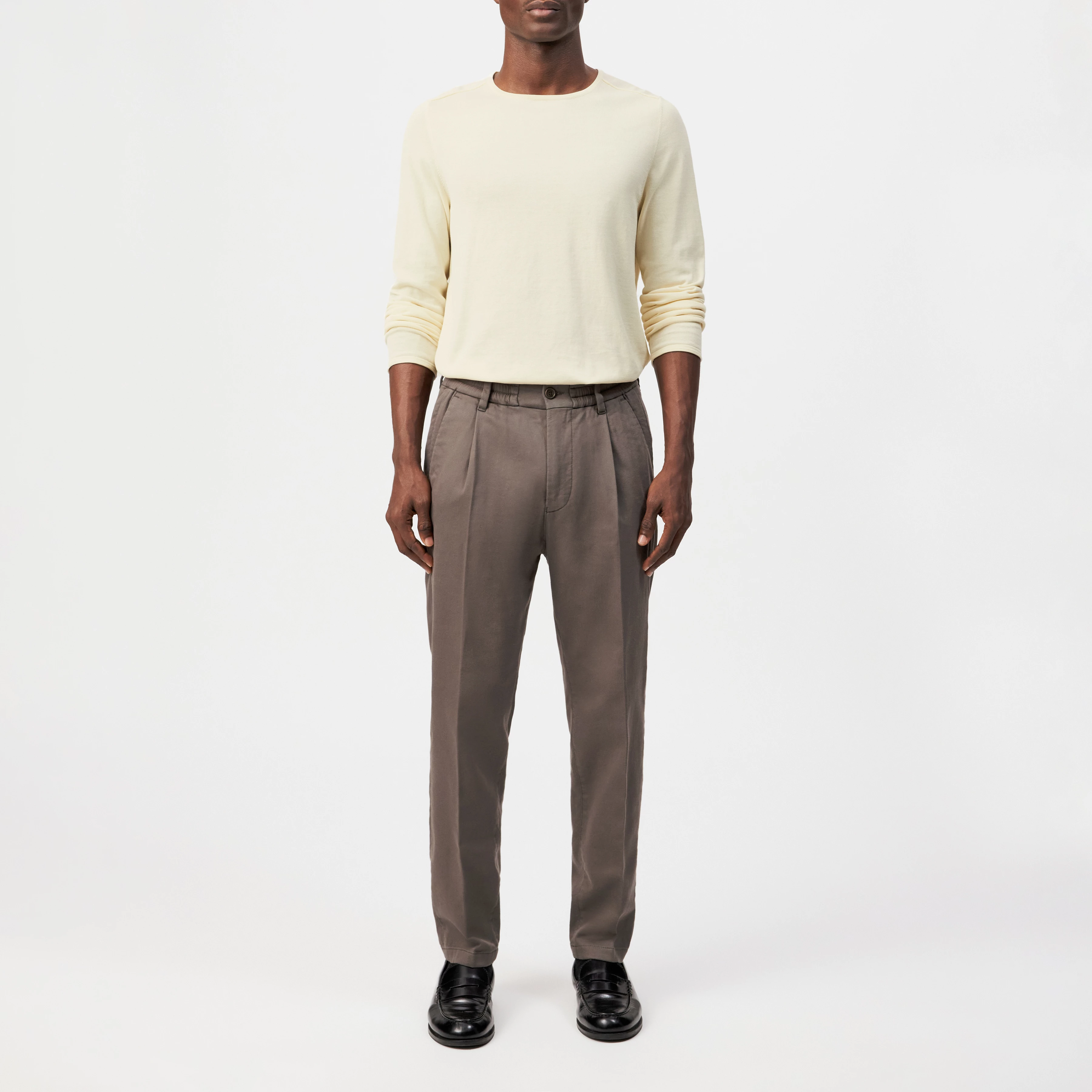 CHASY - Casual trousers with pleats in cotton viscose blend - men - green - Ganzkörper-Frontansicht