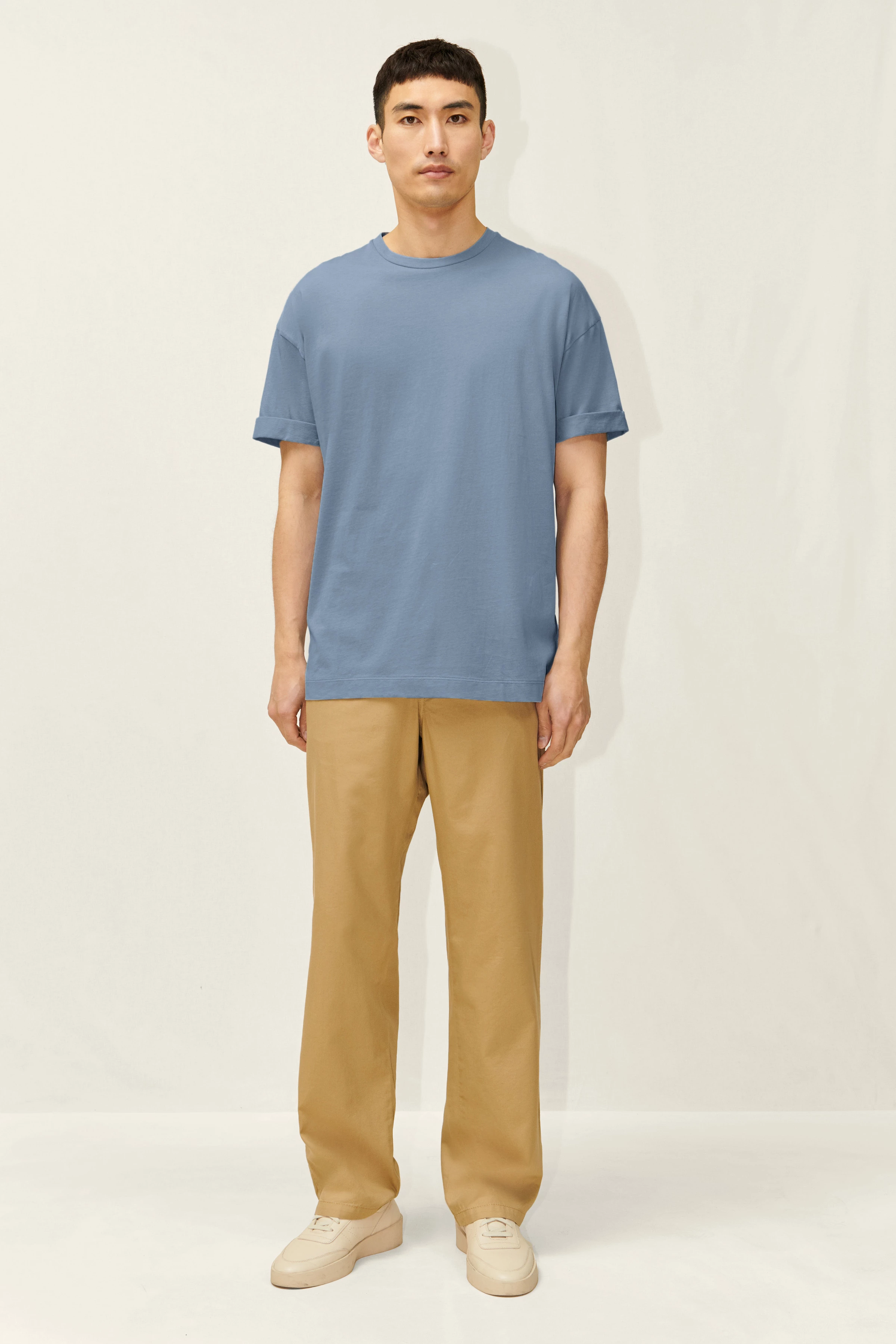 THILO - relaxed fit cotton T-Shirt - men - blue - Ganzkörper-Frontansicht