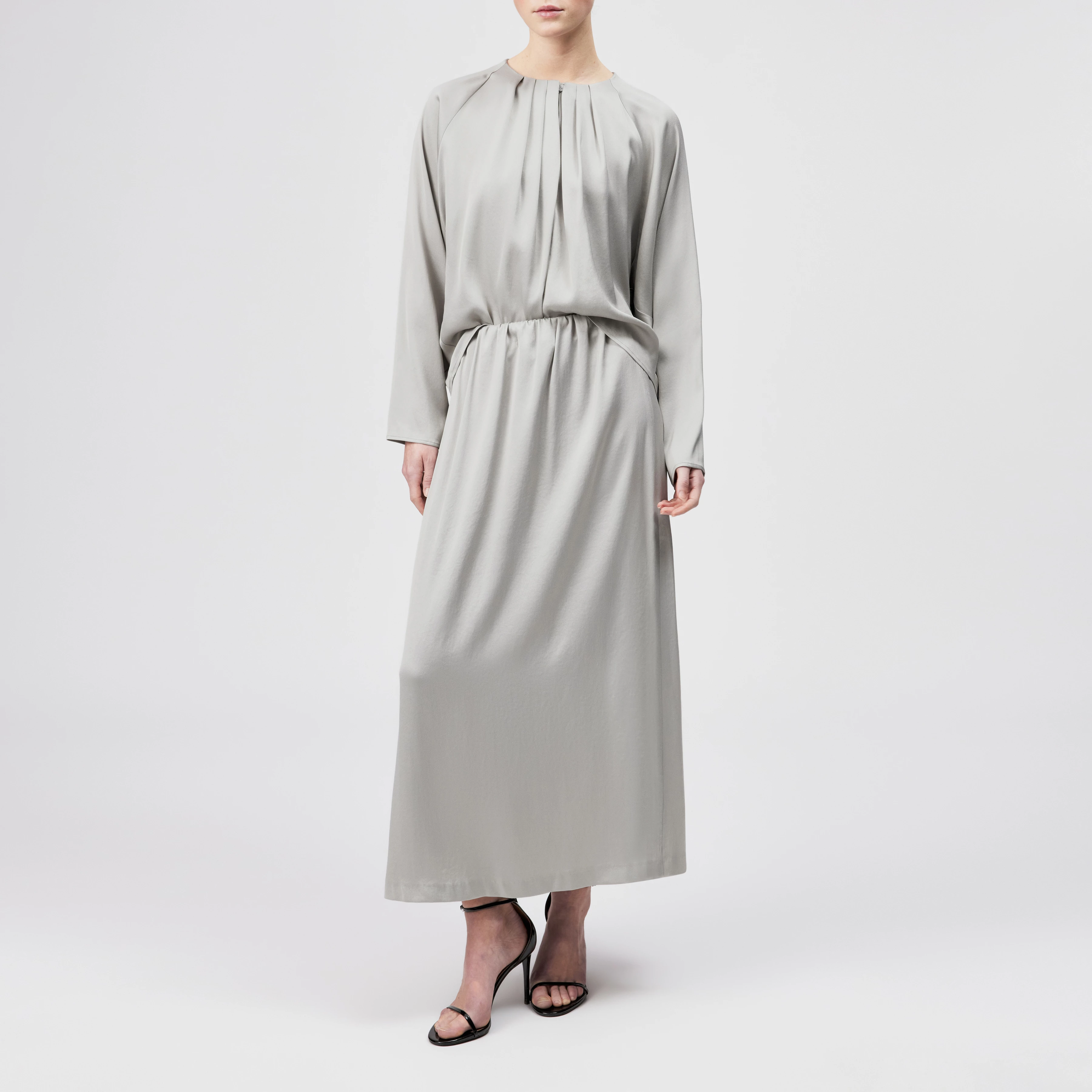 IDONEA - Mid-length skirt with elasticated waistband in satin - women - grey - Ganzkörper-Frontansicht