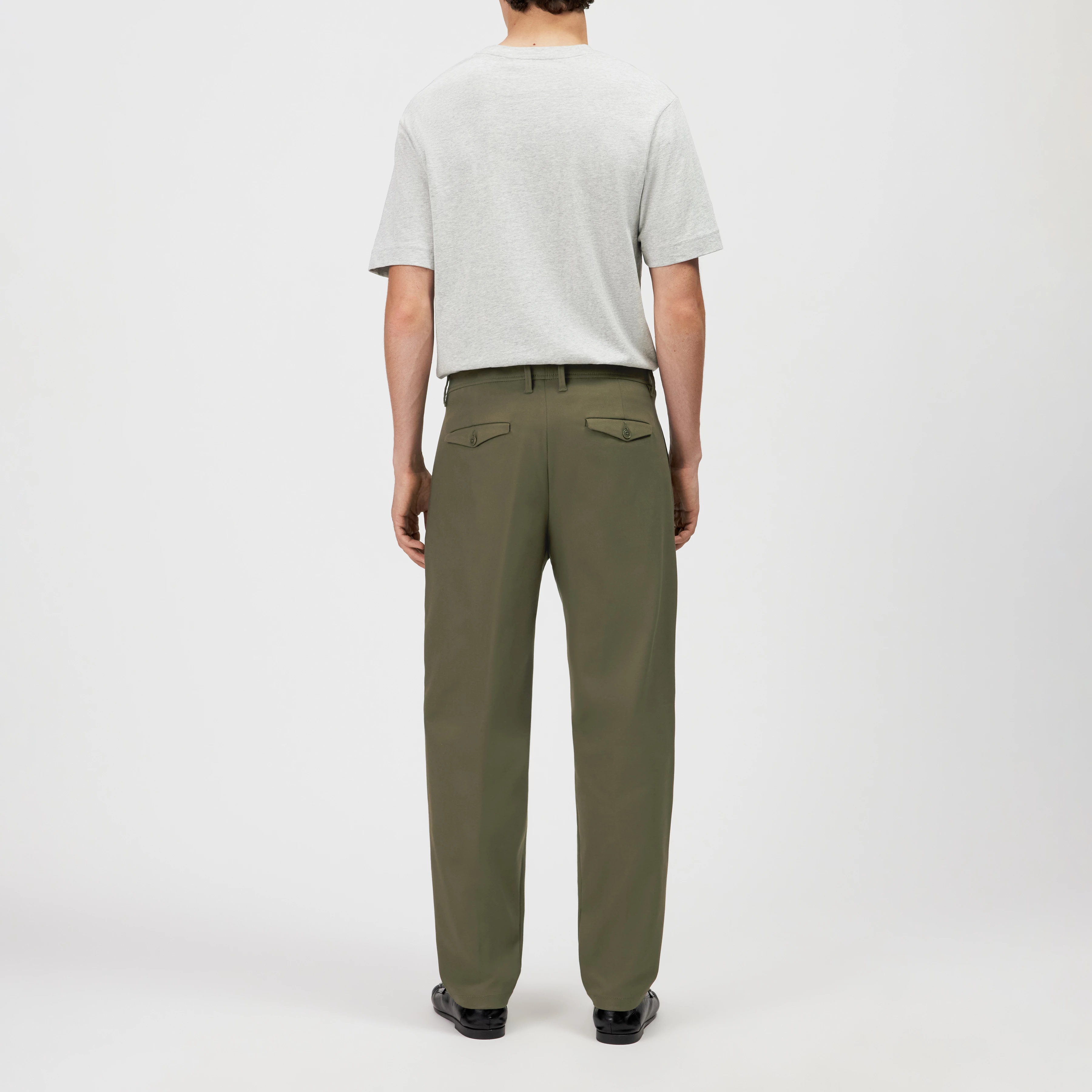 DEVYN - Hose mit D-Ring Detail in Technostretch-Satin - Herren - grün - Rückansicht