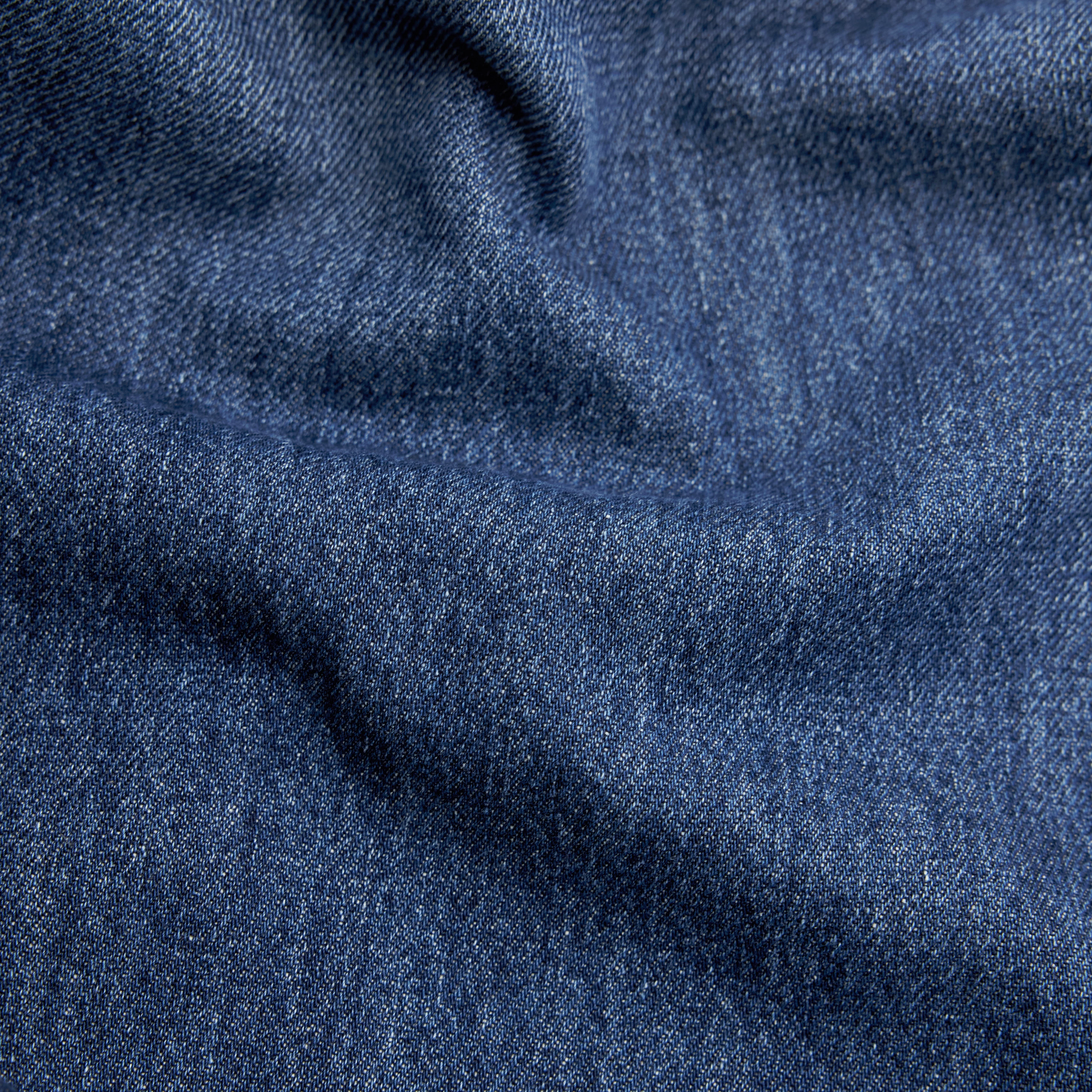 DERIVE - Mid-Waist Jeans in Mid-Blue Denim - Damen - blau - Materialbild (B2C)