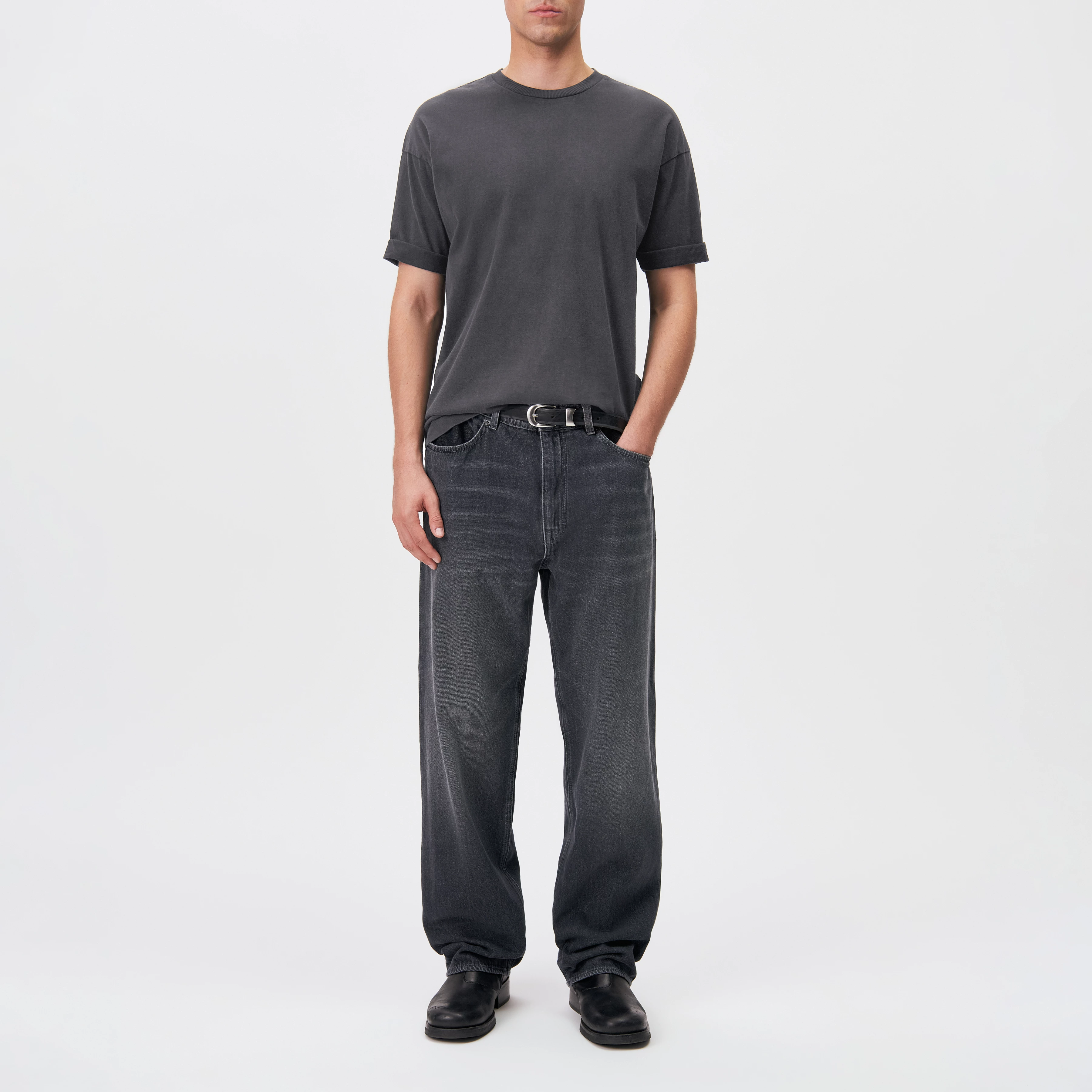 THILO - Relaxed Fit T-Shirt in softer Baumwolle und Washed Look - Herren - grau - Ganzkörper-Frontansicht