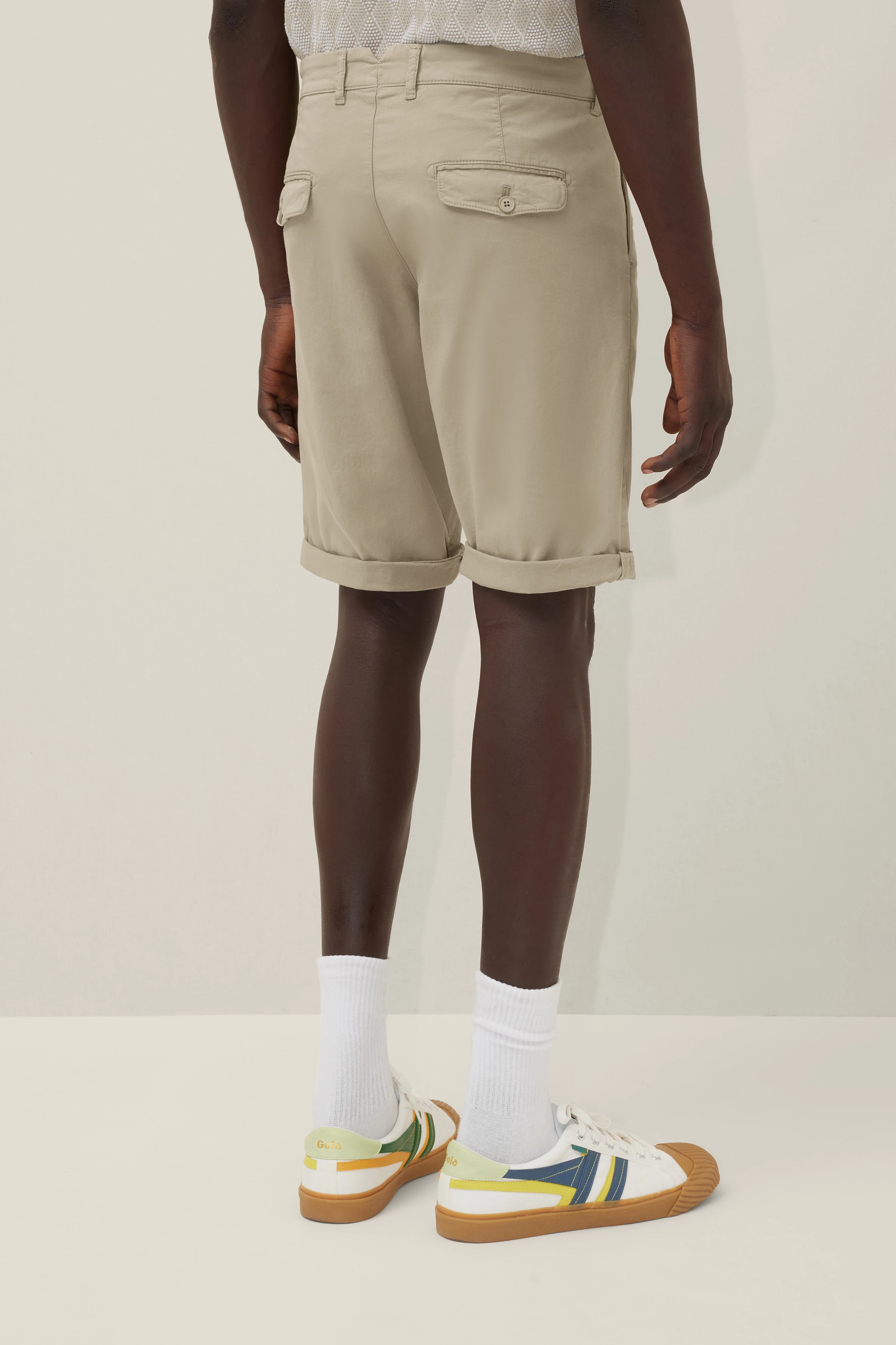 KRINK - classic chino shorts - men - brown - Rückansicht
