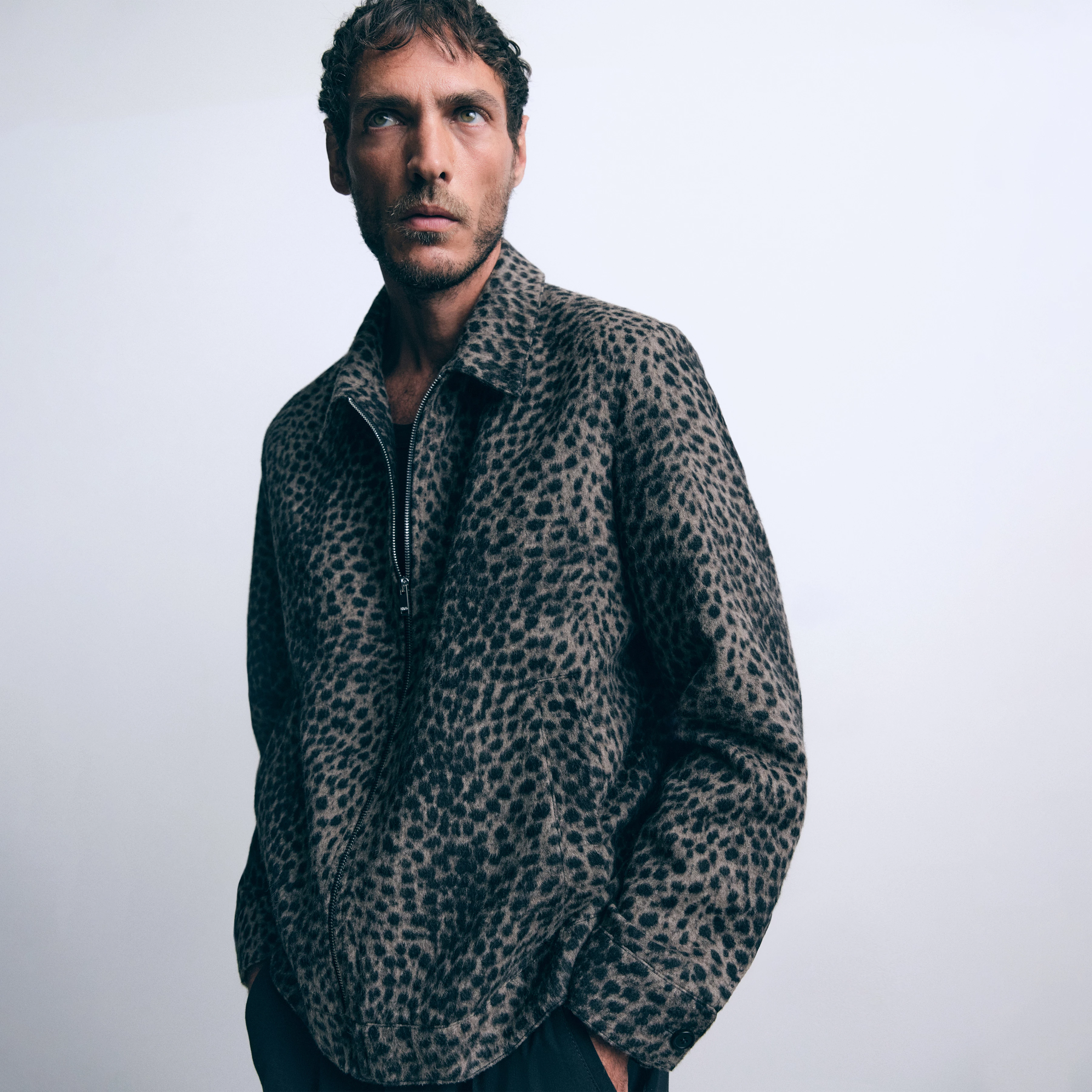 RIKKA_2 - Jacke in Animalmuster - Herren - braun