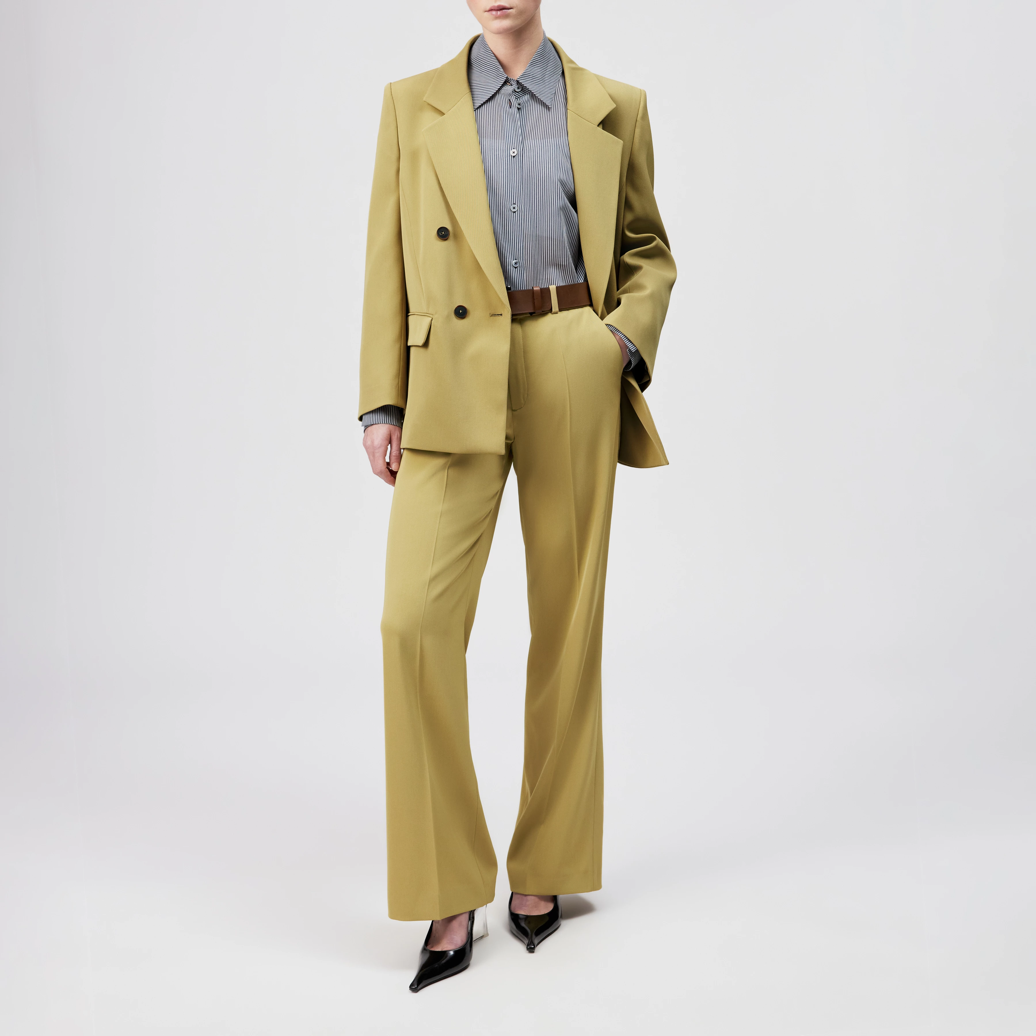 HADLOW - Double-breasted twill blazer with lapels - women - brown - Ganzkörper-Frontansicht