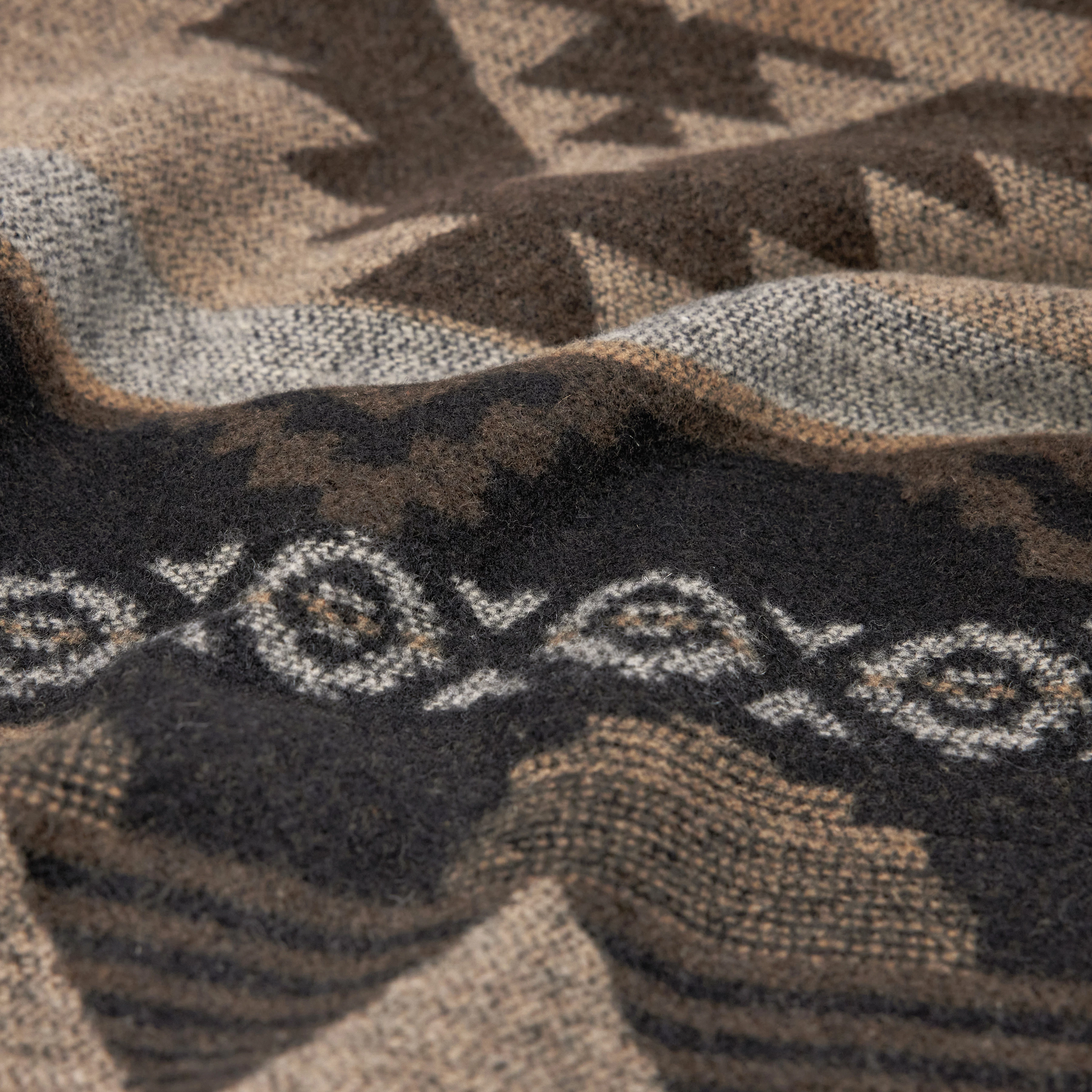 DIEGGO_1 - Overshirt in Woll-Mix Jacquard - Herren - braun - Materialbild (B2C)