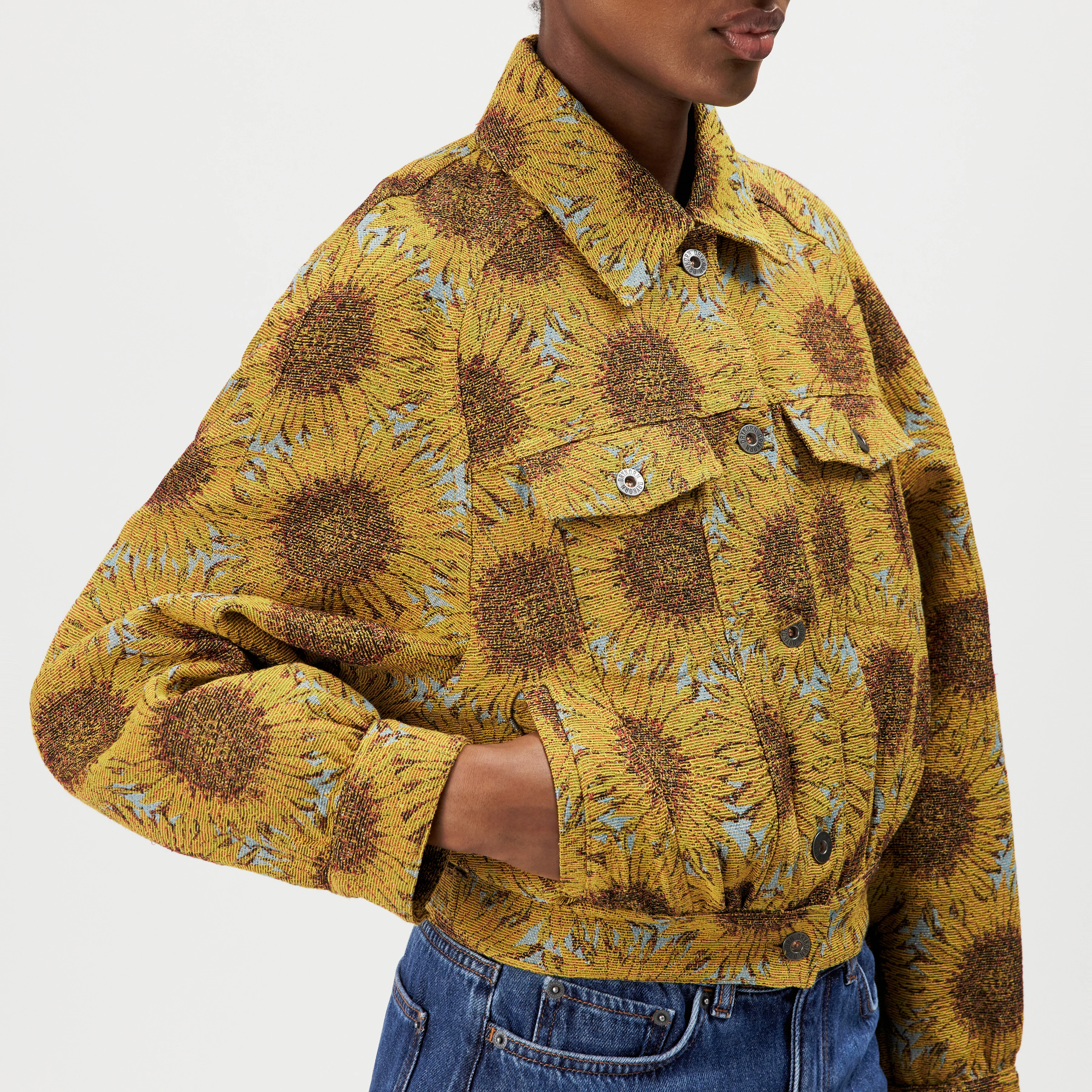 MARWICK - Relaxed fit jacquard jacket with sunflowers - women - yellow - Detailansicht am Model