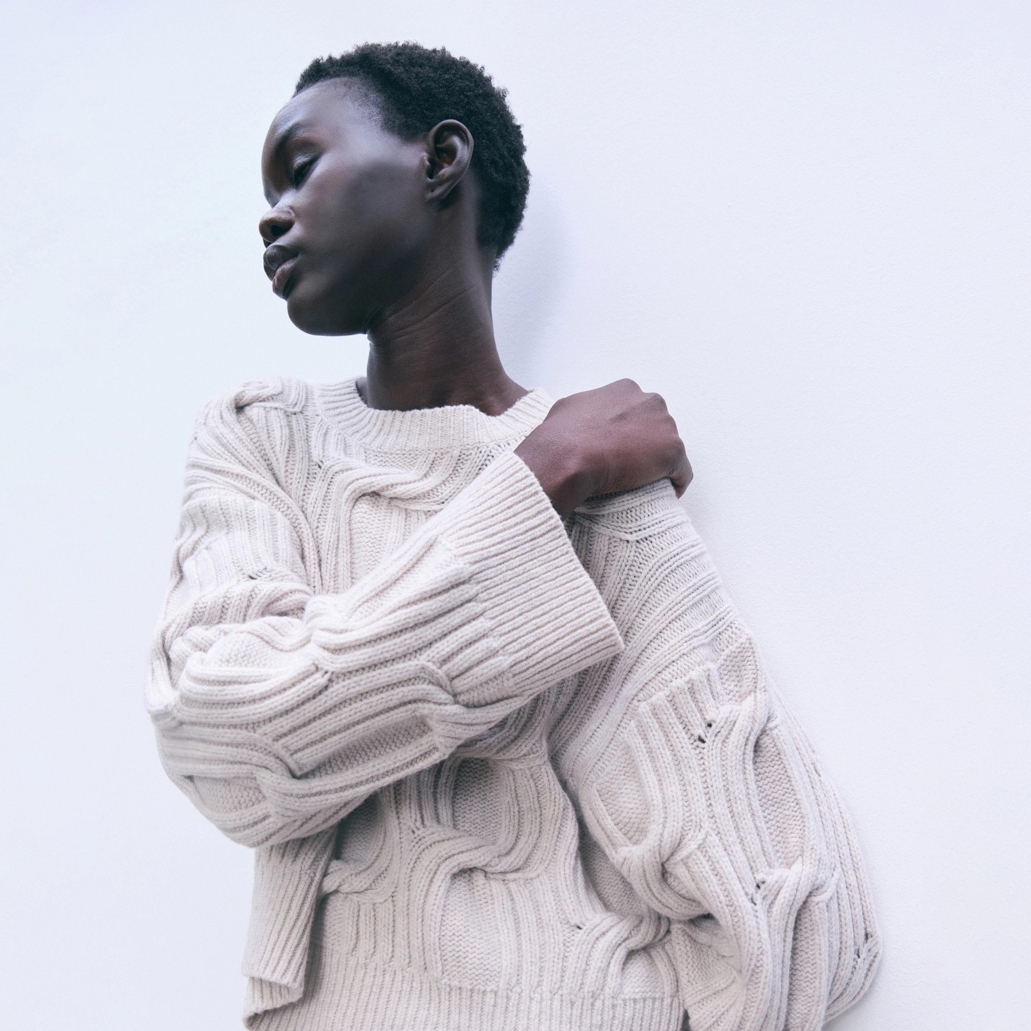 MALESE_2 - Verkürzter Pullover in Schurwolle - Damen - beige