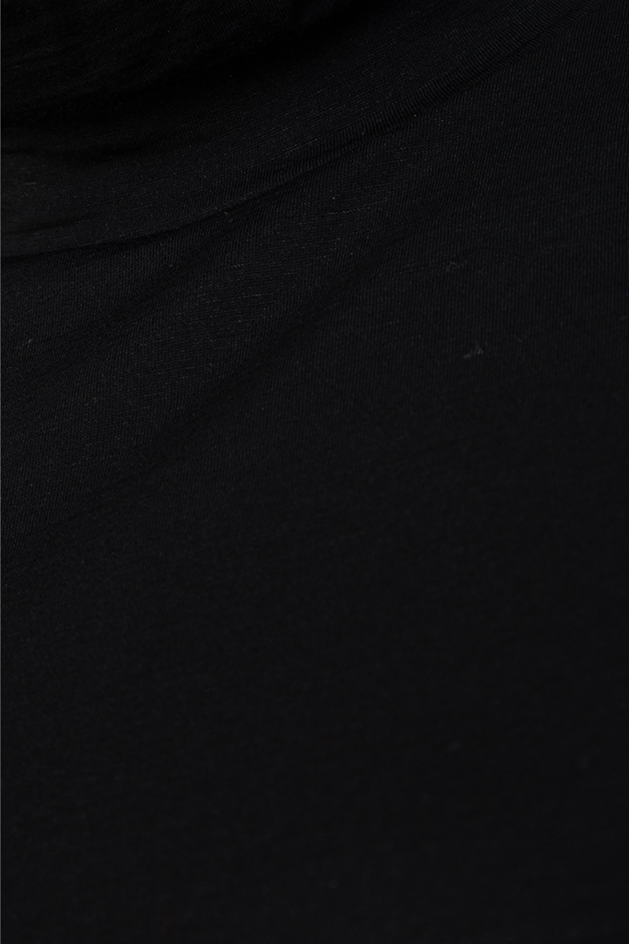 LARNI - Rollkragenpullover aus leichtem Jersey - Damen - schwarz - Freisteller Detailansicht