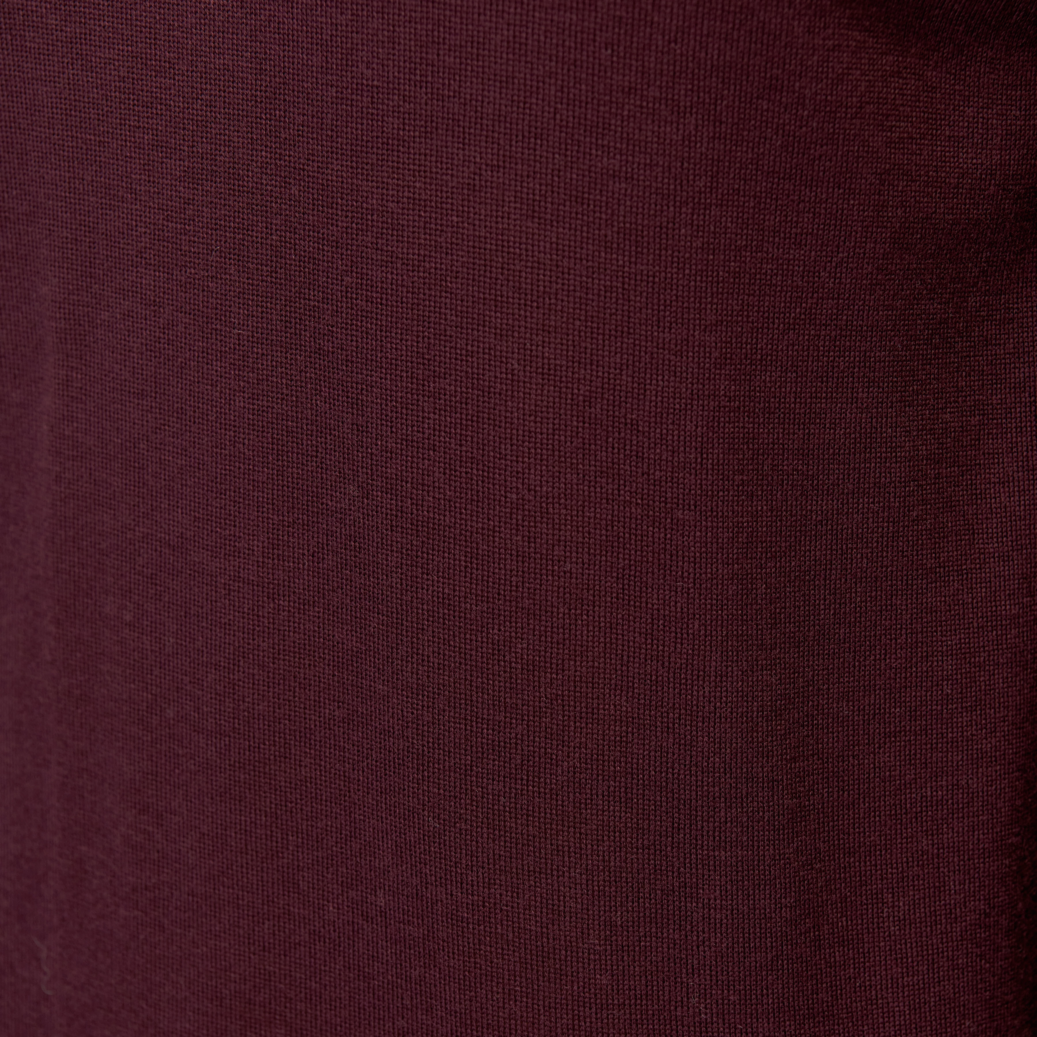 RIKONO - Fine merino wool knitted jumper - men - red - Materialbild (B2C)