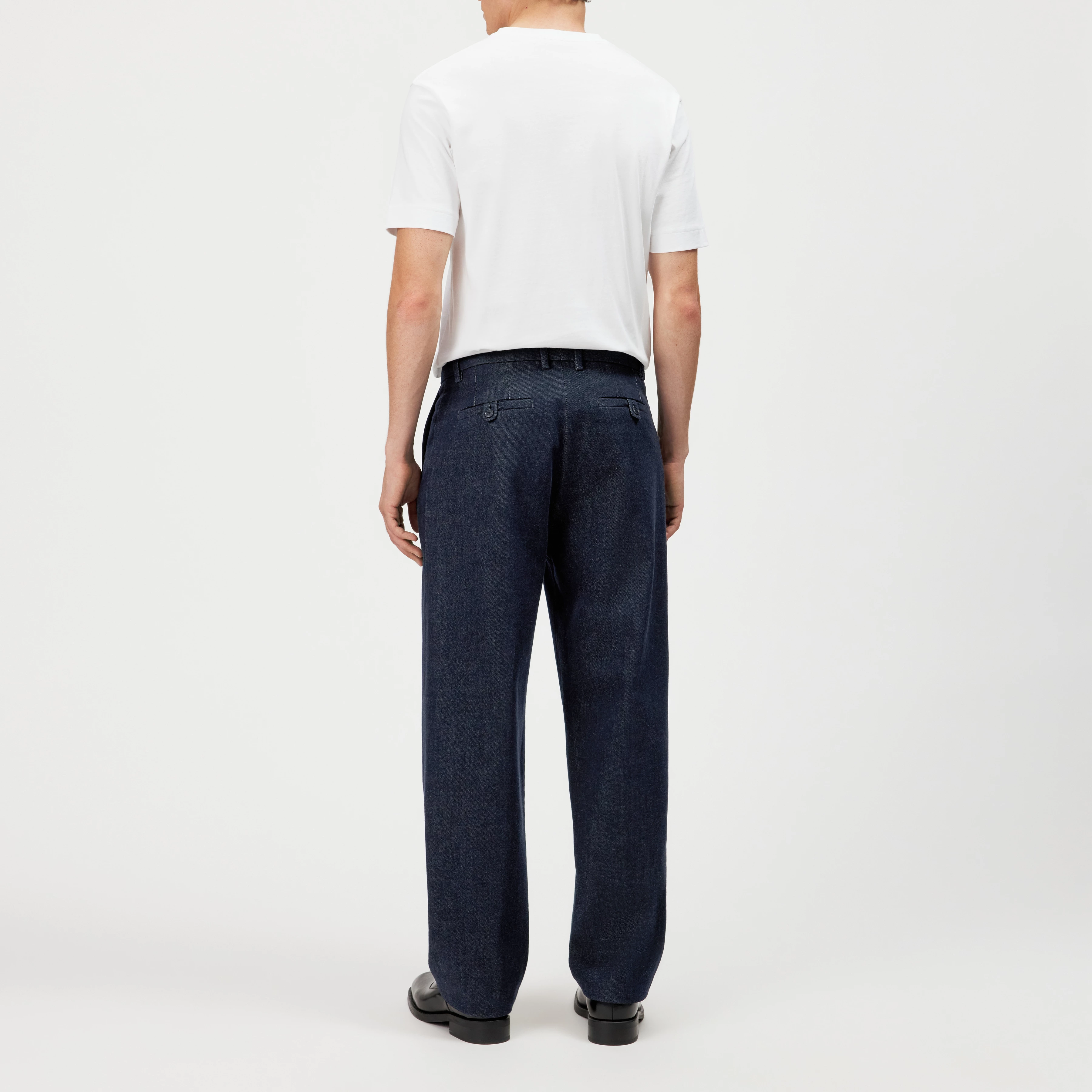 WYACO - Classic relaxed fit denim trousers - men - blue - Rückansicht