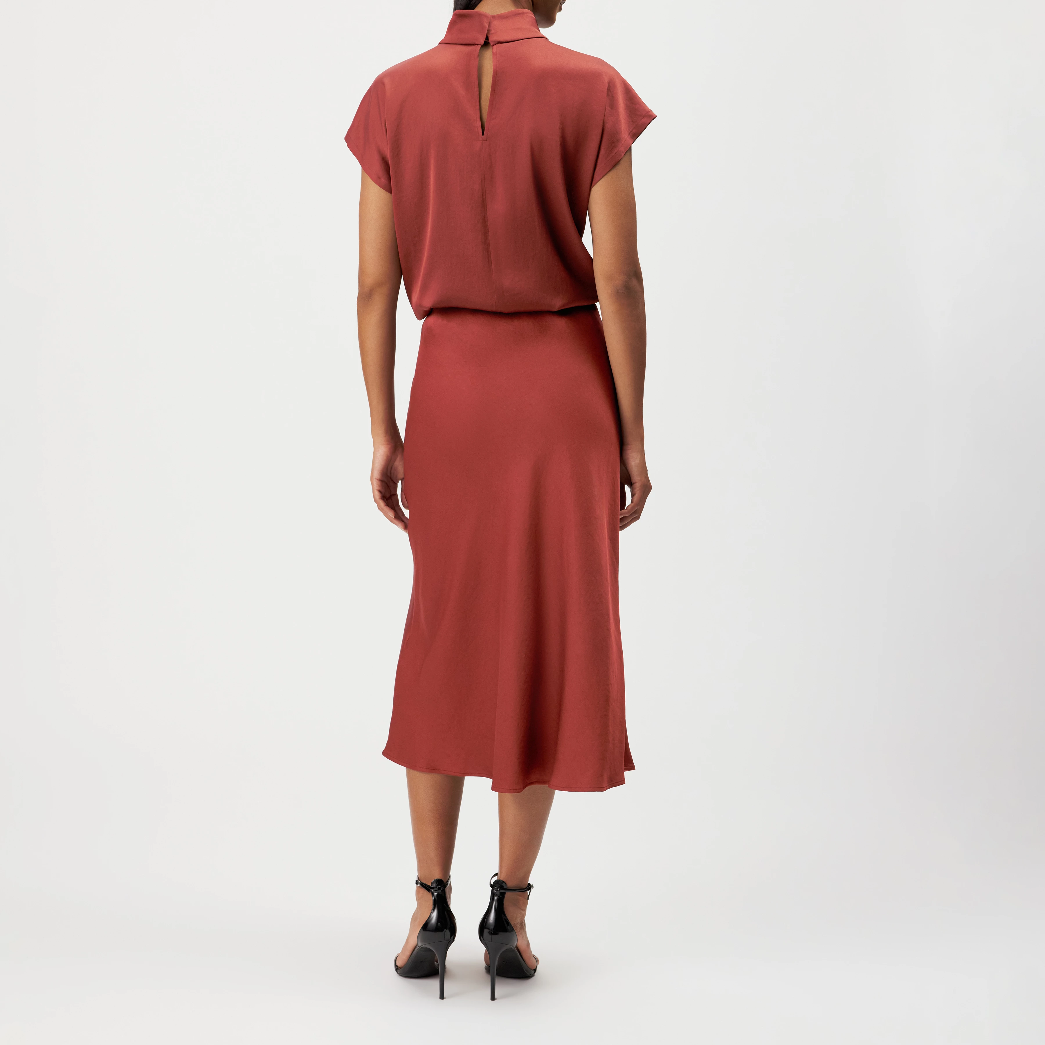 URA - Mid-length slip skirt in satin - women - red - Rückansicht