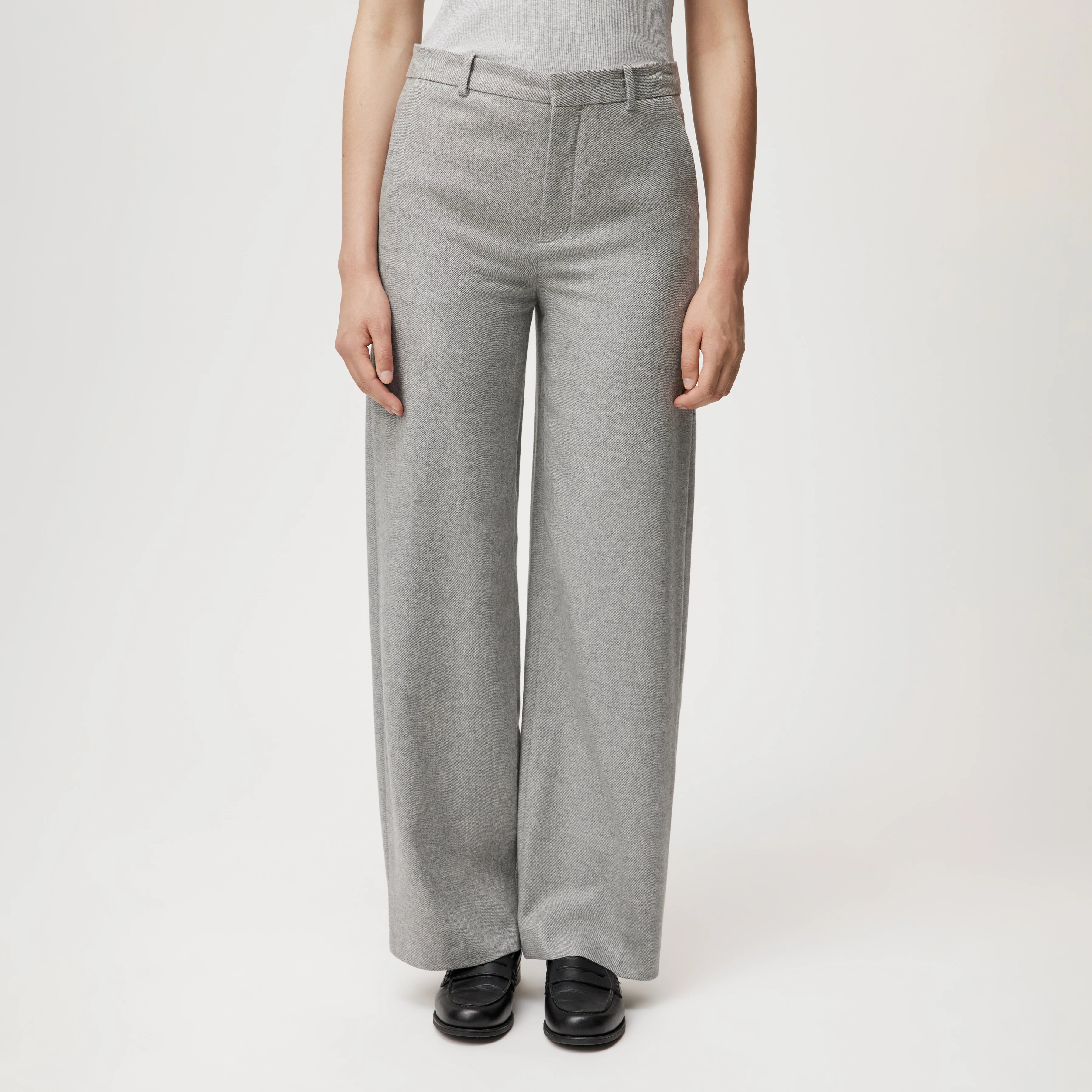 DESK - Trousers with barrel leg in wool blend - women - grey - Frontansicht