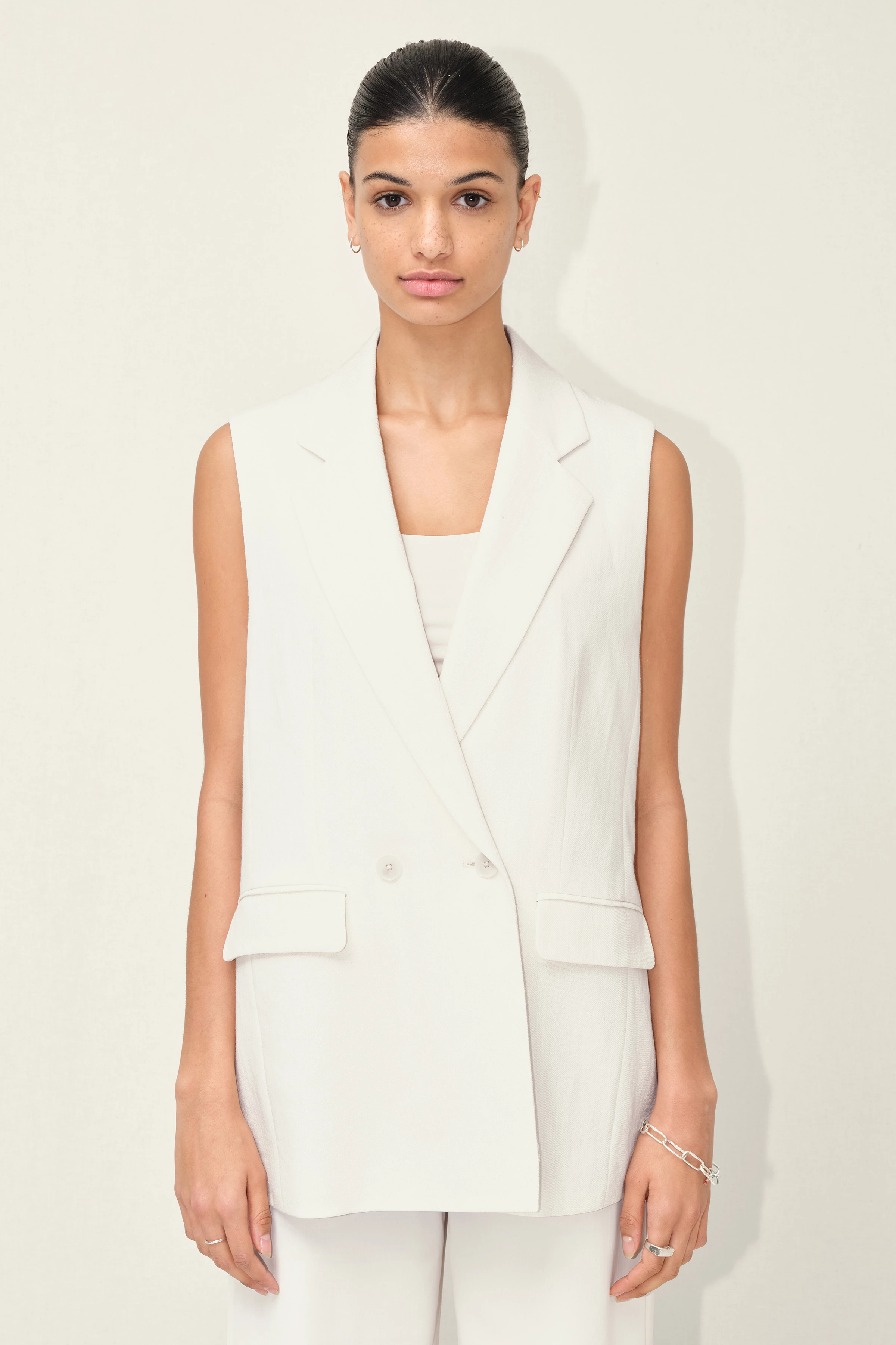 HAINAULT - Ärmelloser Blazer aus Leinen-Viskose-Mix - Damen - off white - Frontansicht