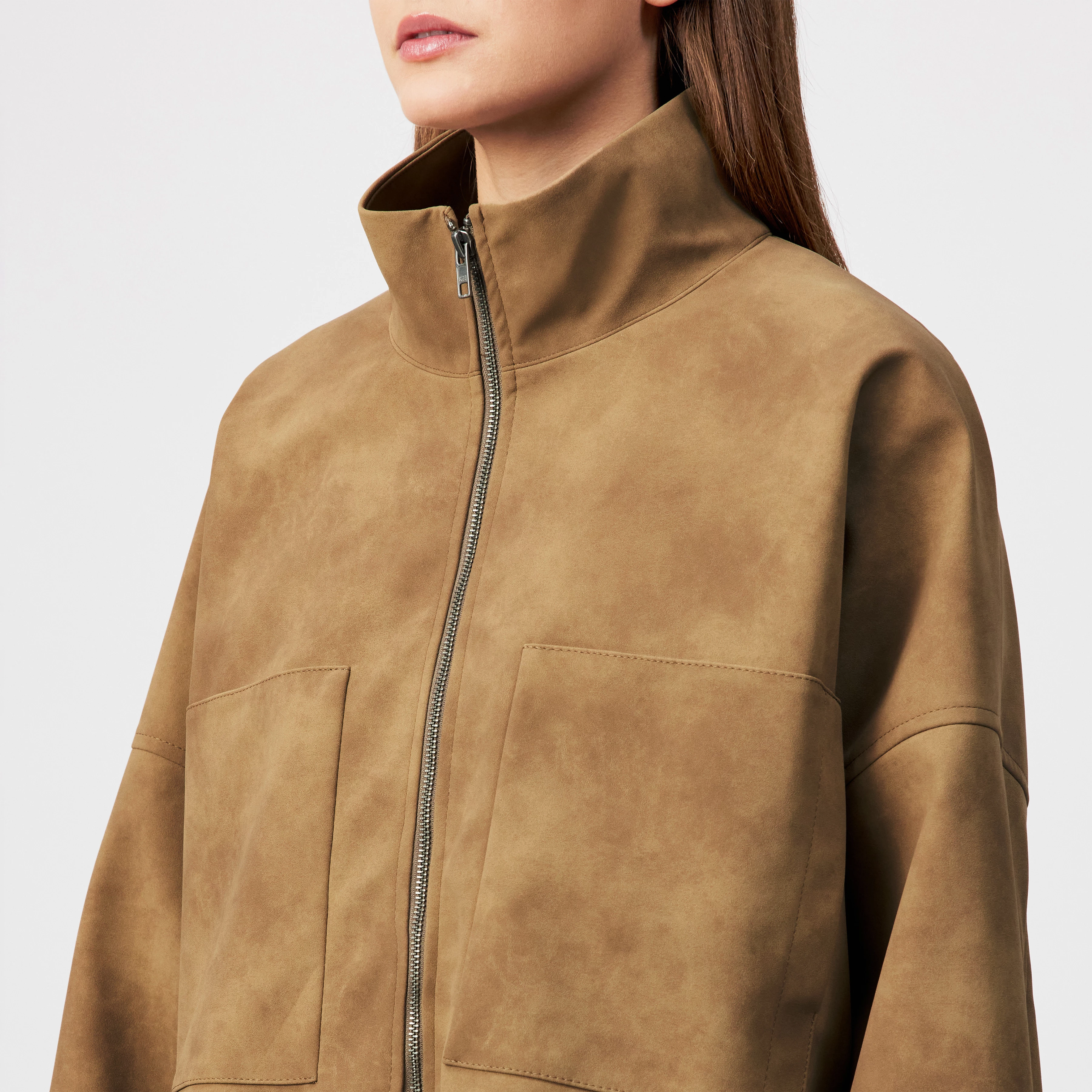 ELSTOW_1 - Oversized jacket in leather look - women - brown - Detailansicht am Model