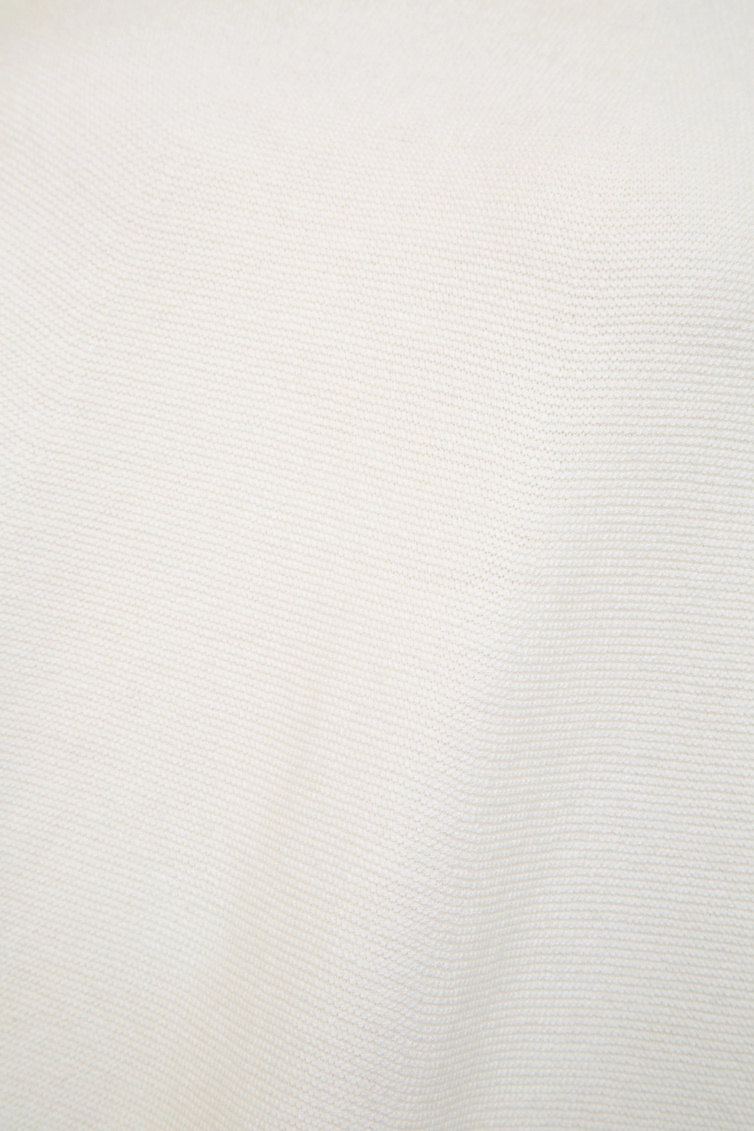 MAILA - Egg-shaped Rundhalspullover - Damen - off white - Freisteller Detailansicht