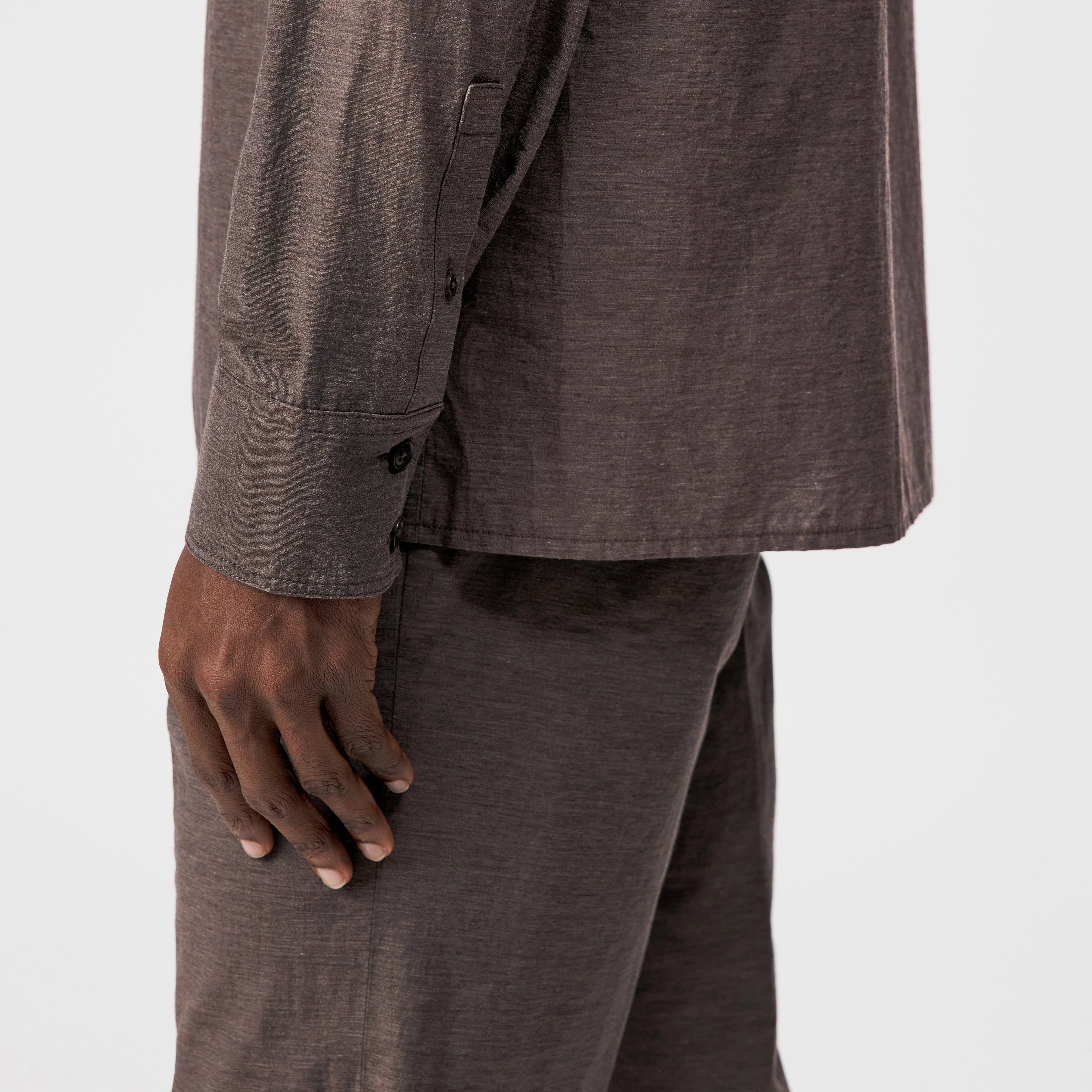SORIC - Regular Fit Hemd in Baumwoll-Mix - Herren - braun - Detailansicht am Model