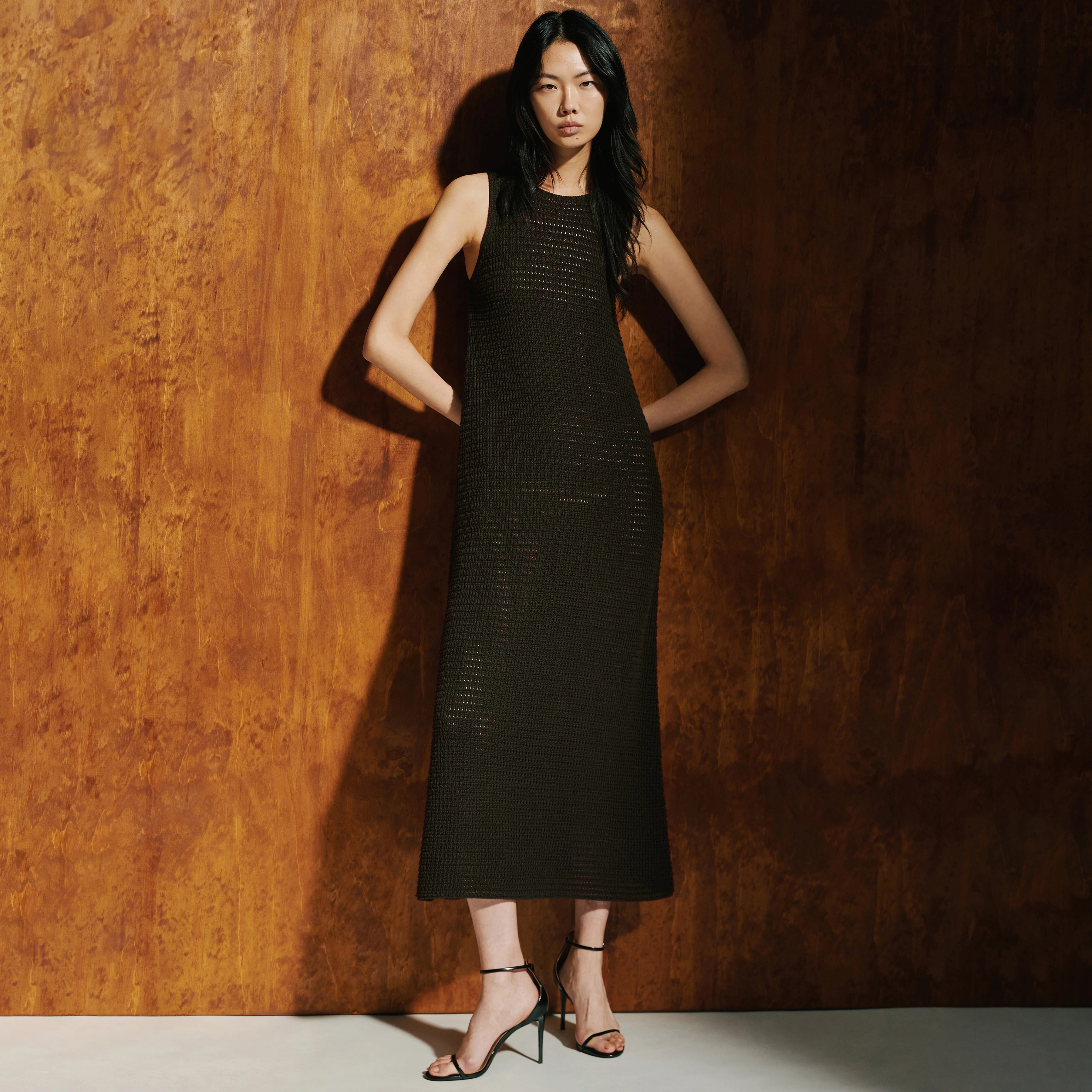 IKIS - Sleeveless maxi dress, chunky knit, dry touch - women - brown