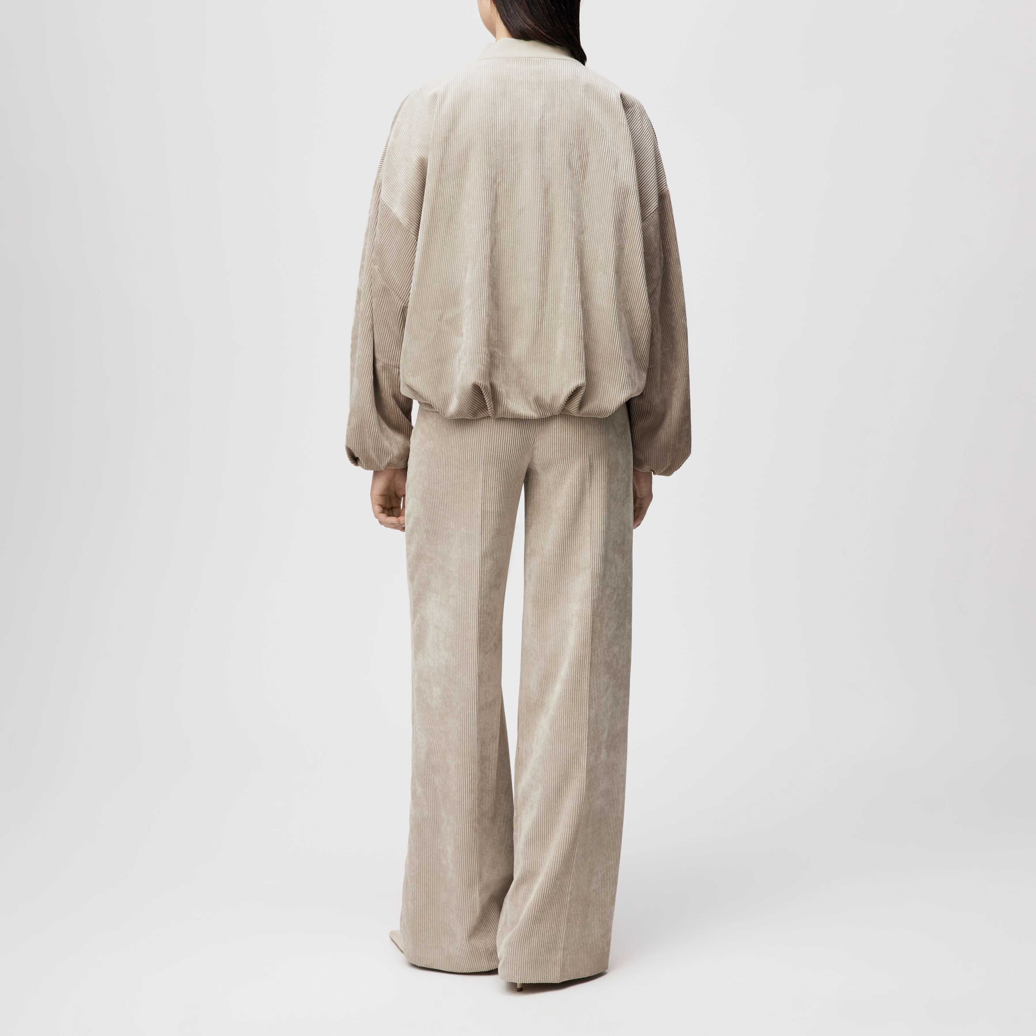 BRADDAN - Feminine Bomberjacke in Cord - Damen - beige - Rückansicht