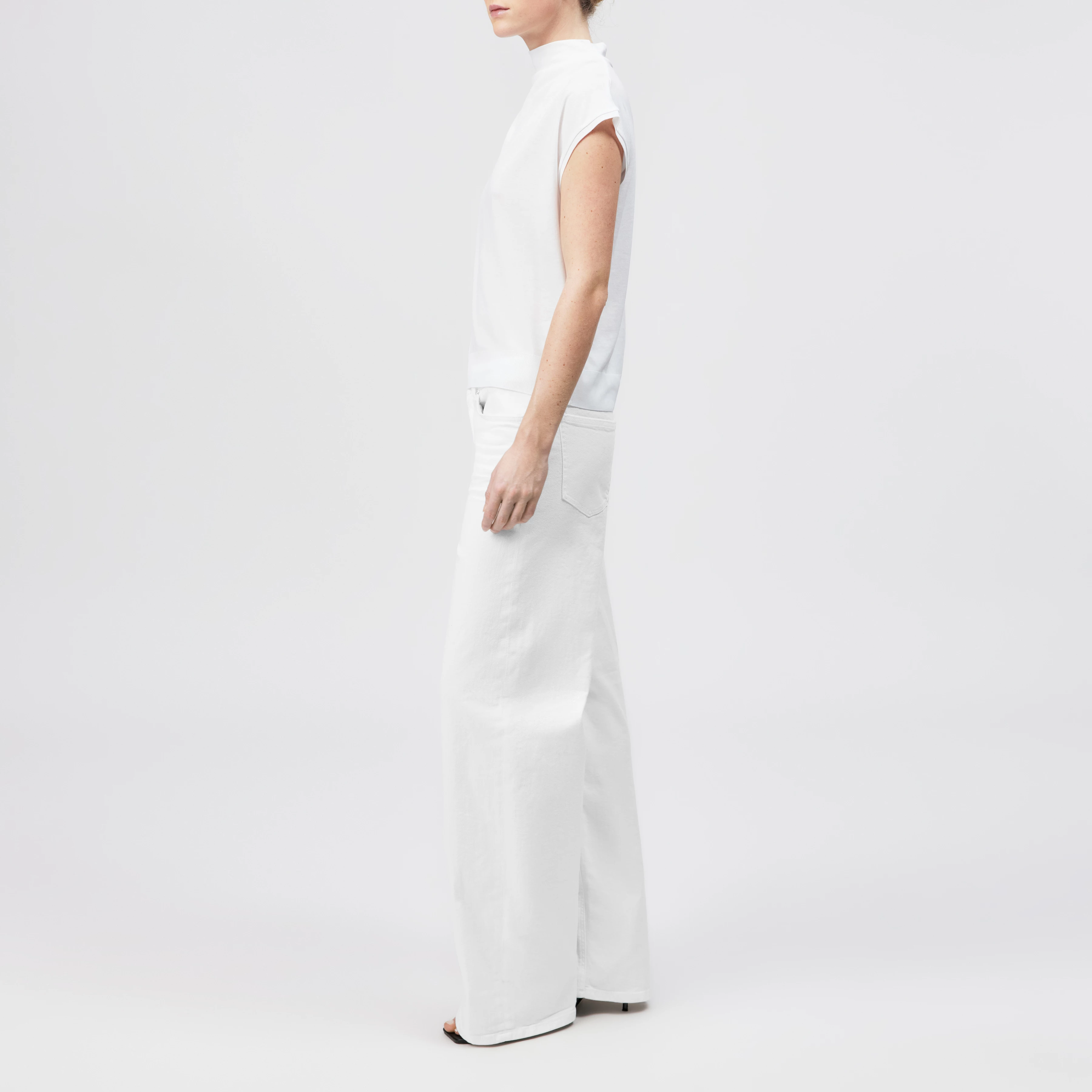 SOLEMNO - T-shirt with cowl neck in lyocell blend - women - white - Seitenansicht